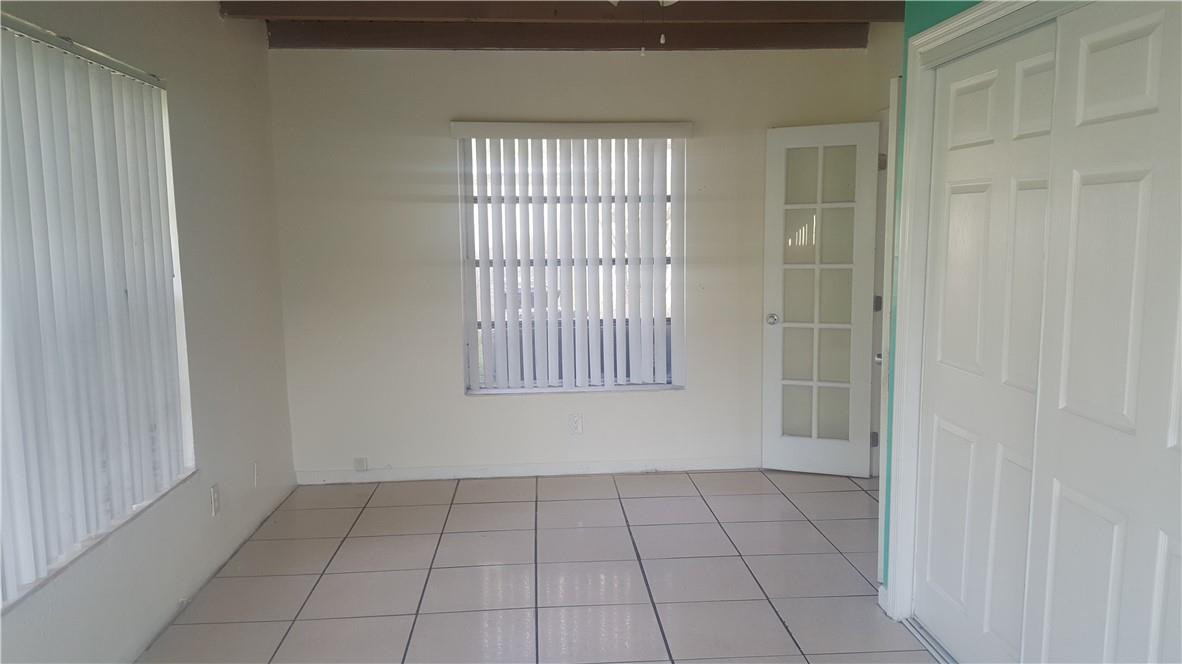 LAUDERDALE LAKES WEST GAT - Residential Lease