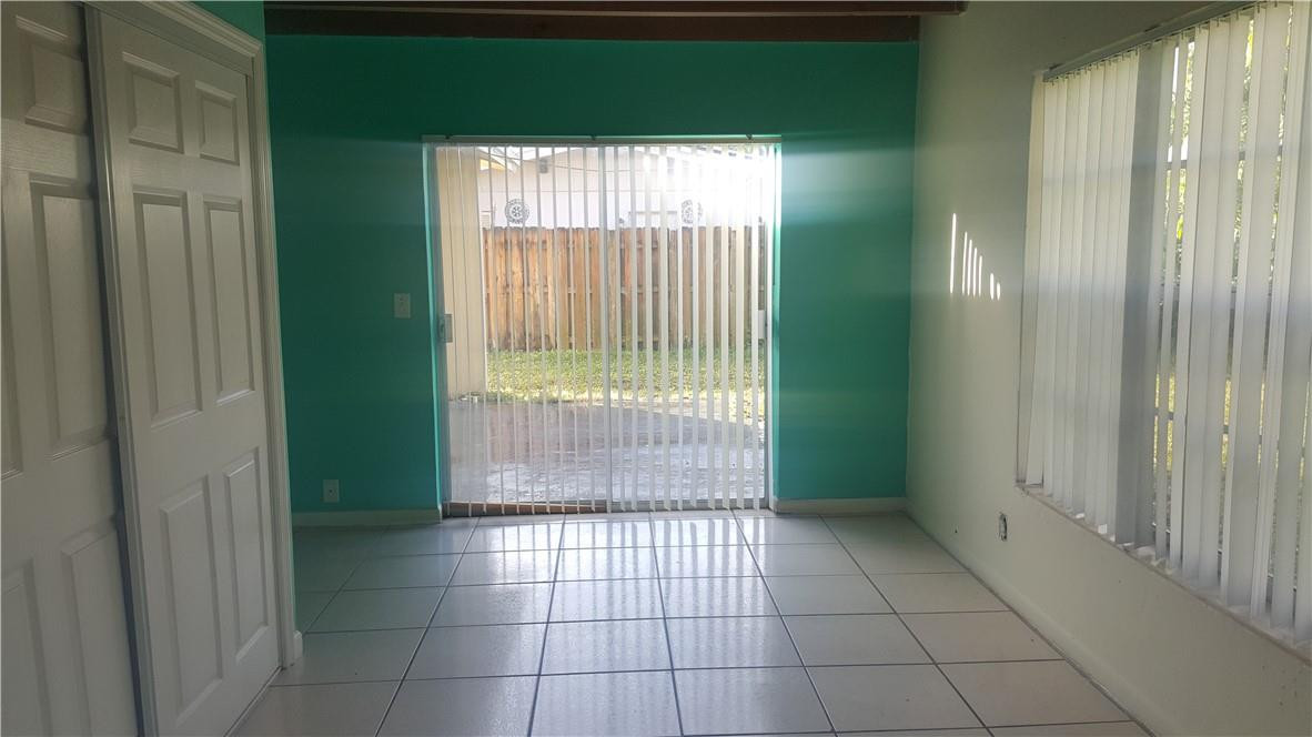 LAUDERDALE LAKES WEST GAT - Residential Lease