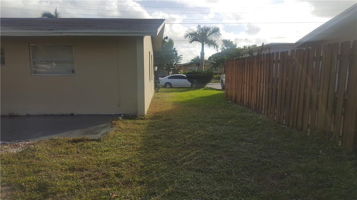 LAUDERDALE LAKES WEST GAT - Residential Lease
