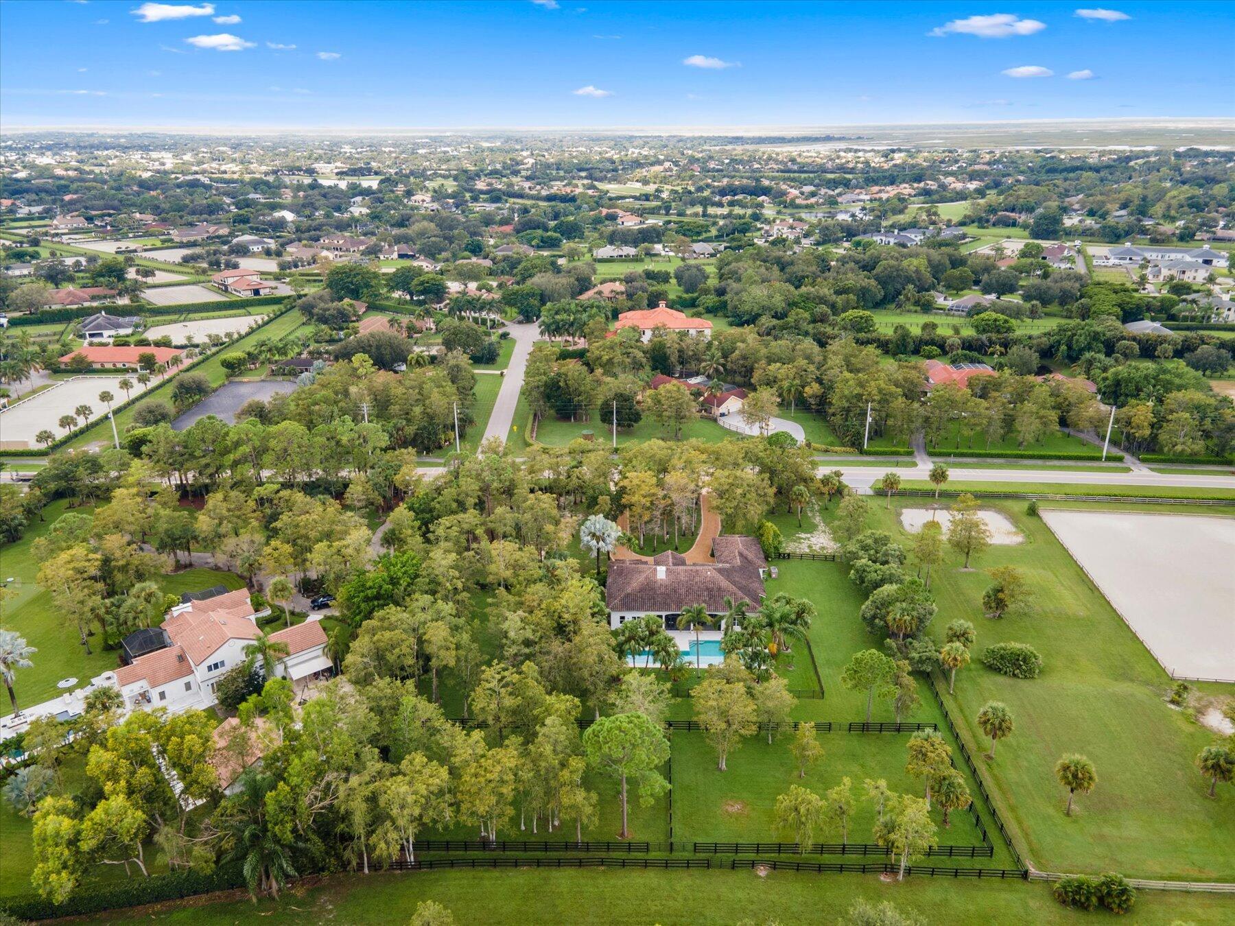 PADDOCK PARK 2 OF WELLING - Residential