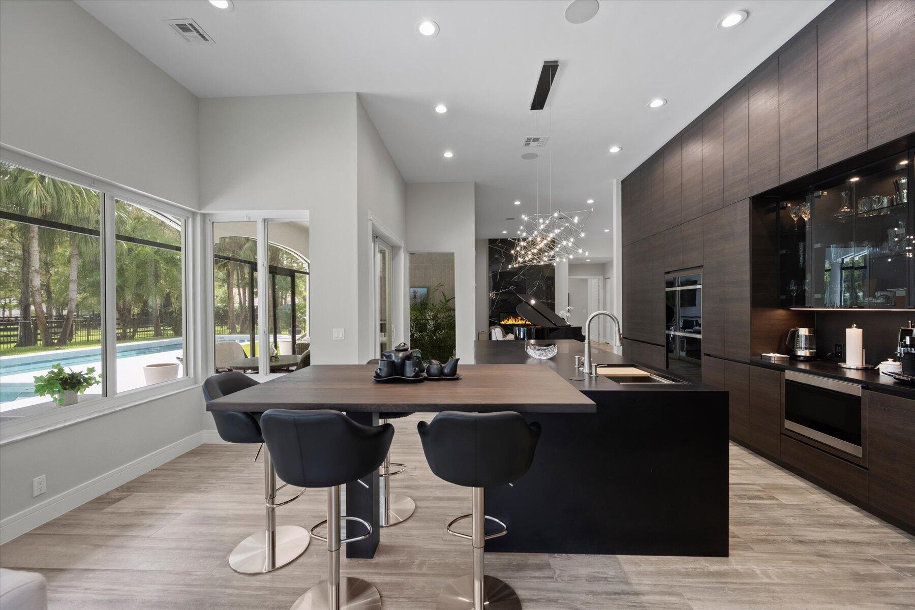 PADDOCK PARK 2 OF WELLING - Residential