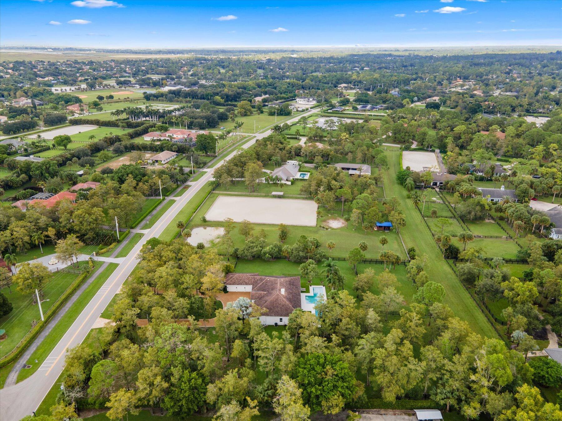 PADDOCK PARK 2 OF WELLING - Residential