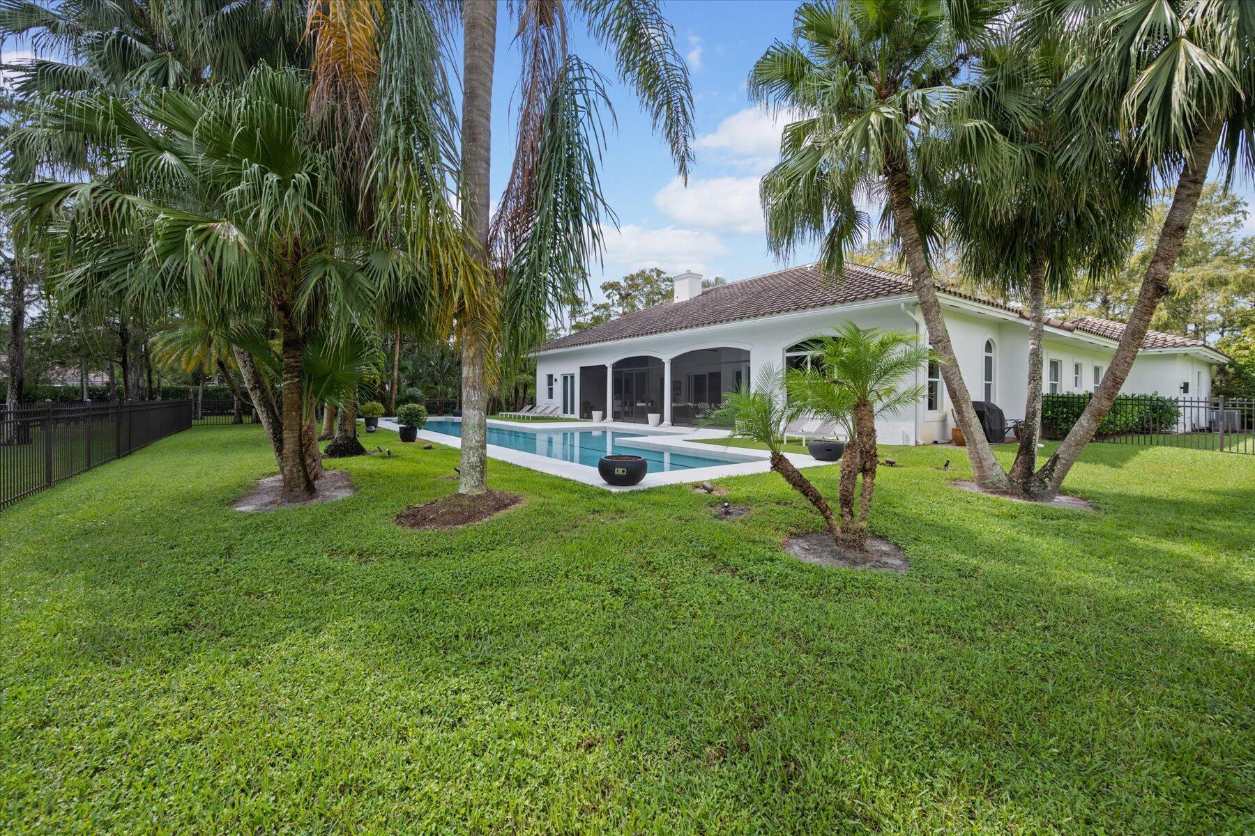 PADDOCK PARK 2 OF WELLING - Residential