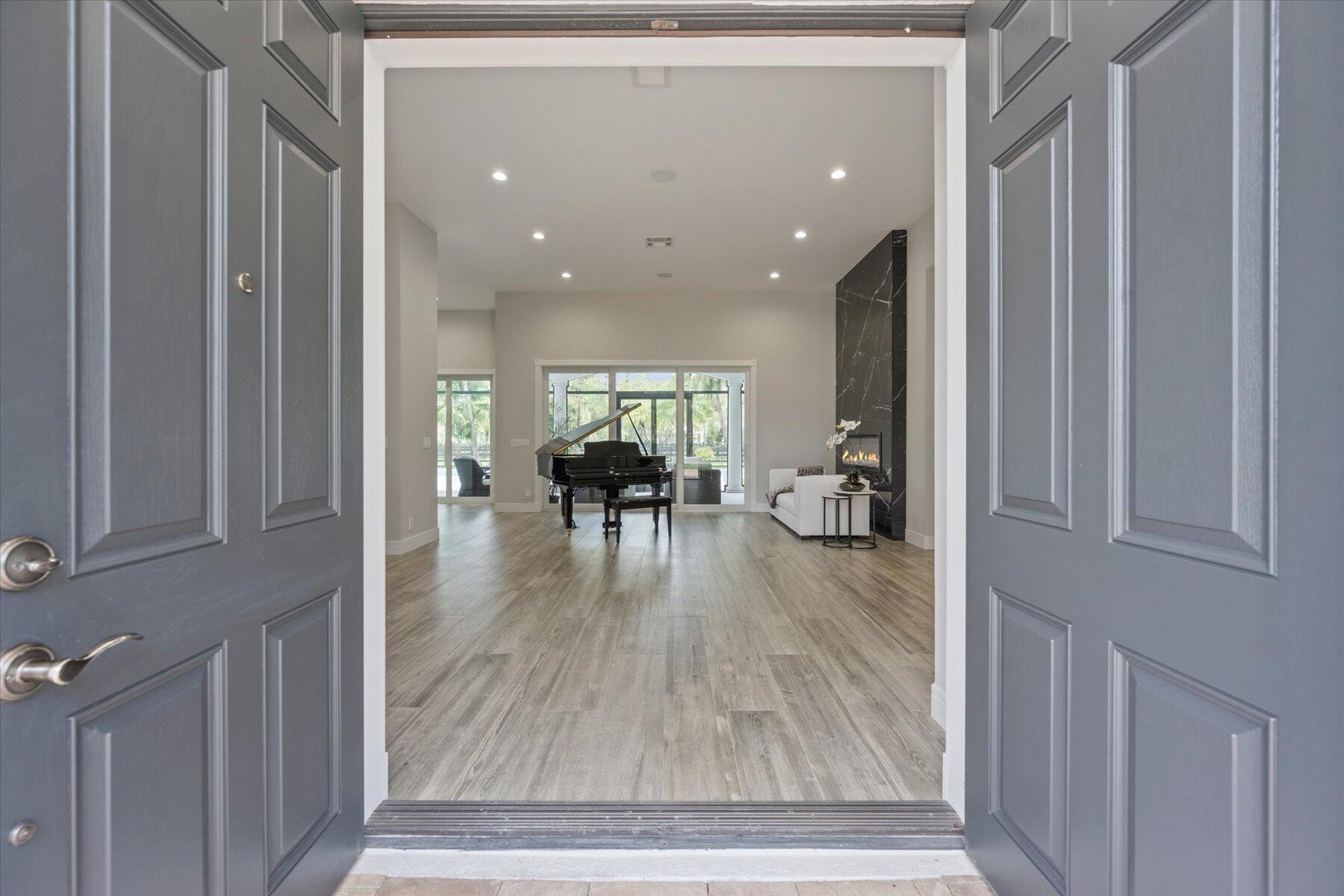 PADDOCK PARK 2 OF WELLING - Residential