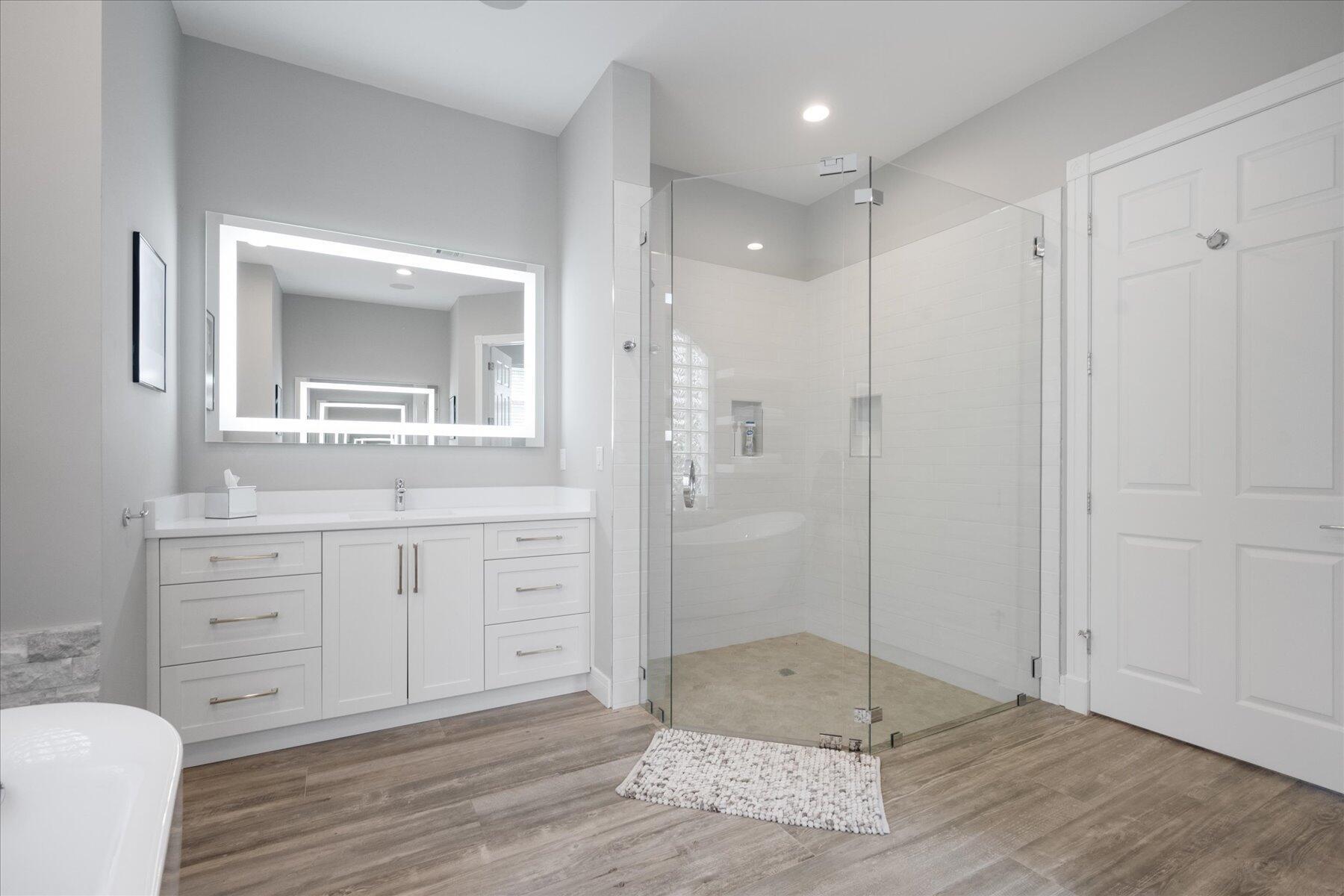 PADDOCK PARK 2 OF WELLING - Residential