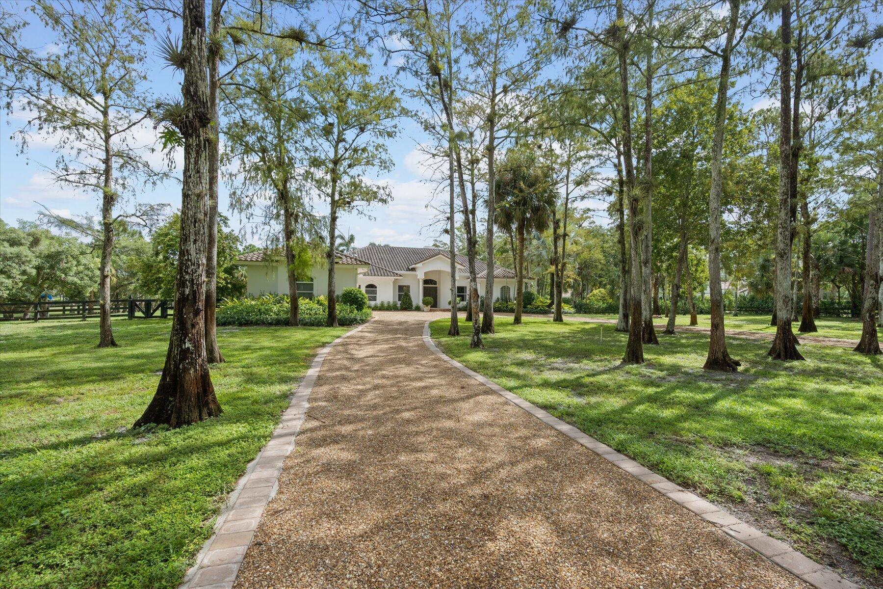 PADDOCK PARK 2 OF WELLING - Residential