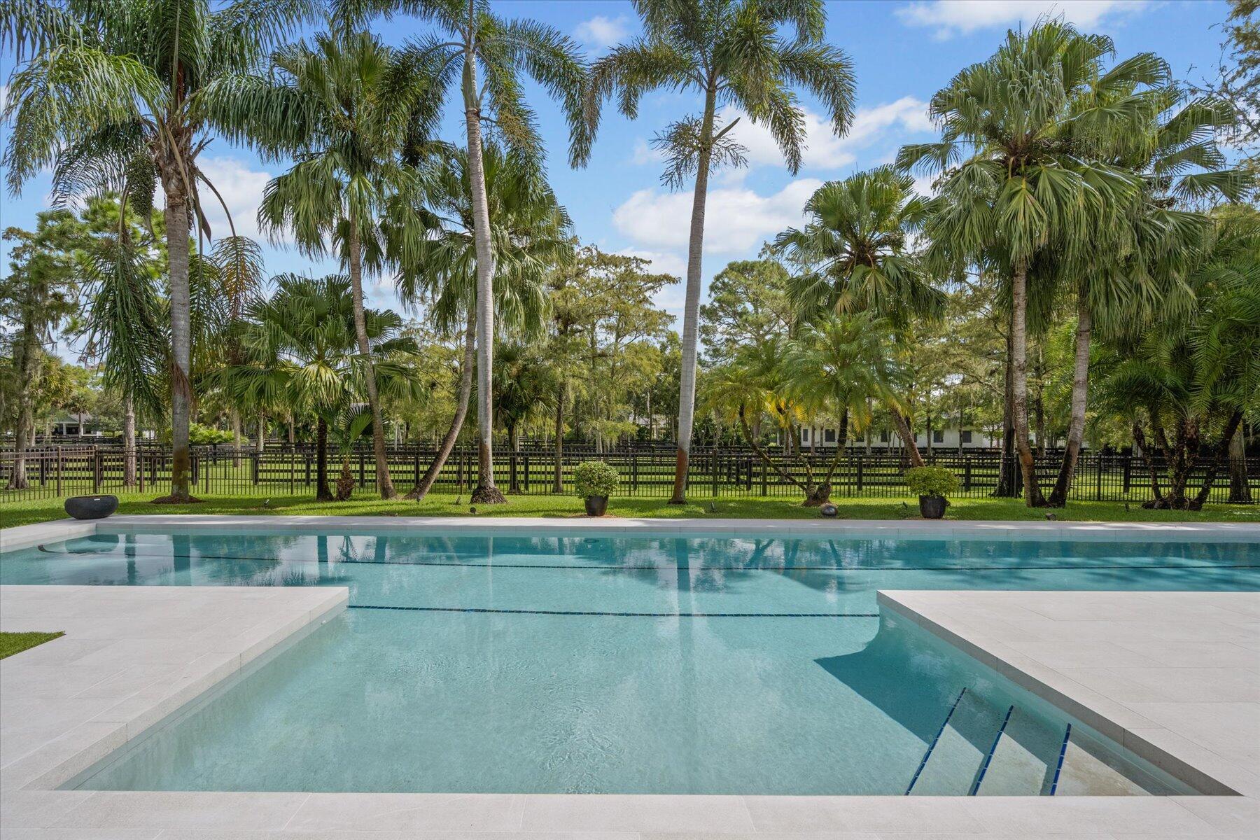 PADDOCK PARK 2 OF WELLING - Residential