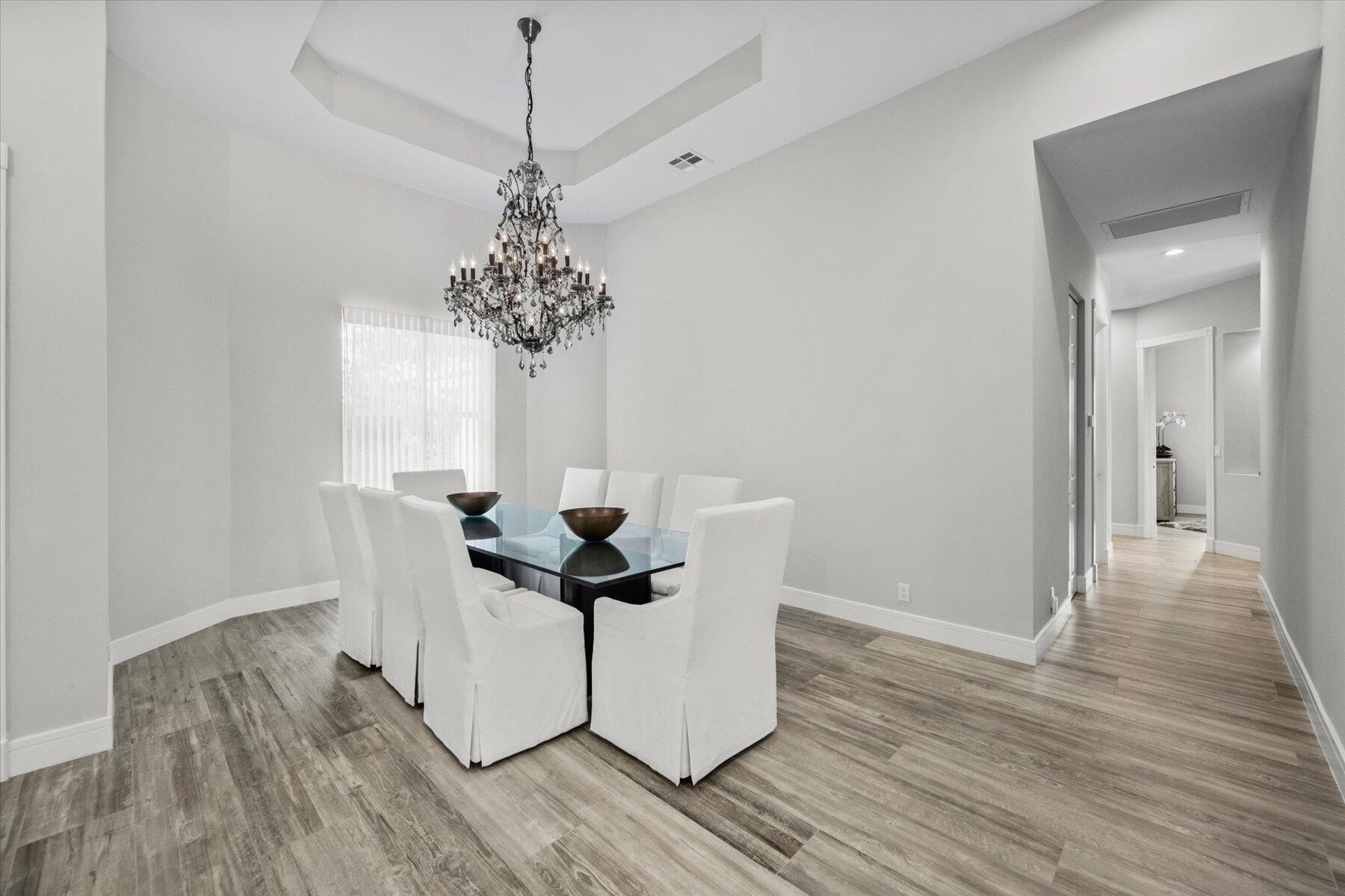 PADDOCK PARK 2 OF WELLING - Residential