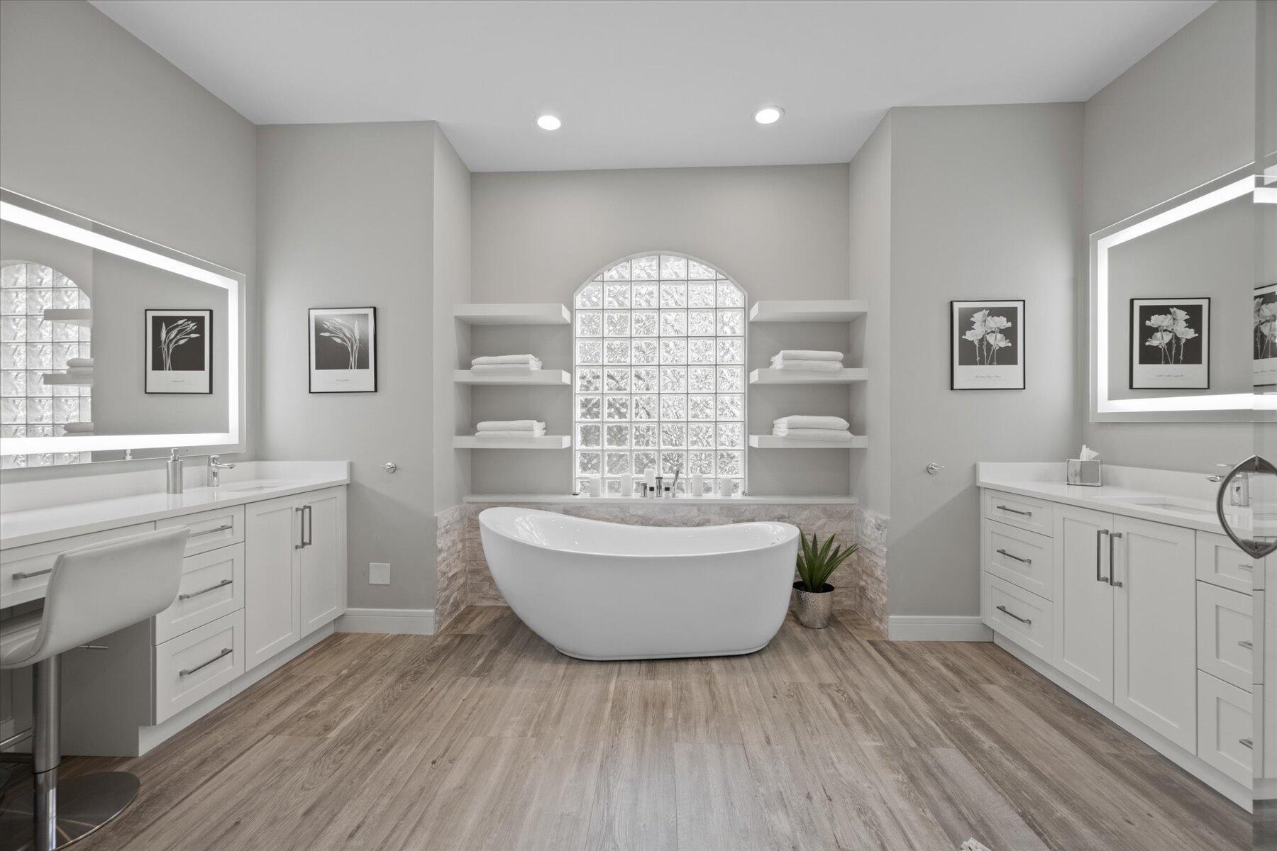 PADDOCK PARK 2 OF WELLING - Residential