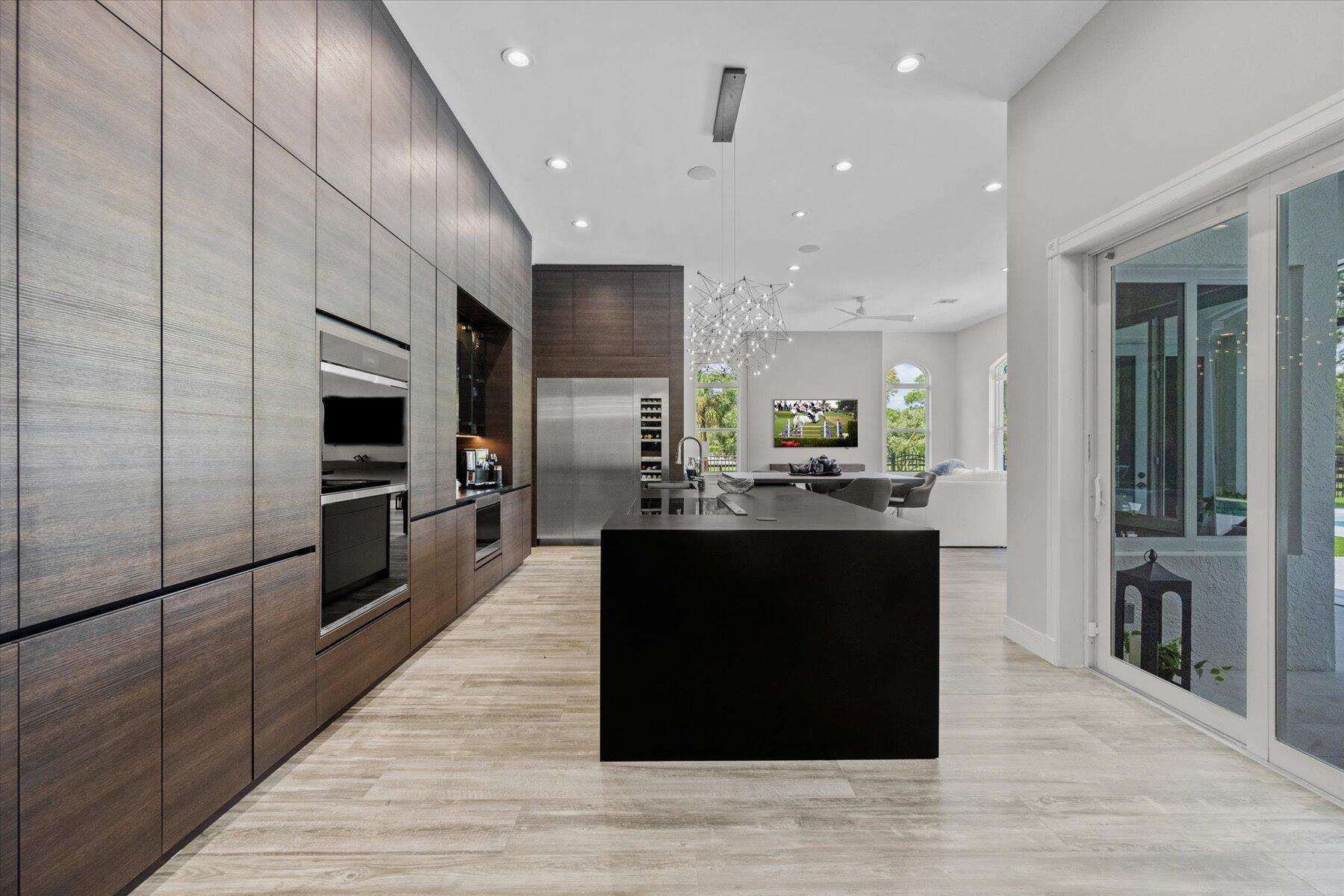 PADDOCK PARK 2 OF WELLING - Residential