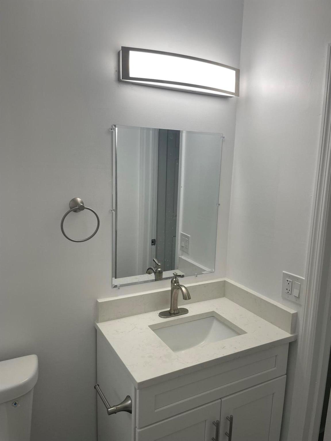 KNOTTY PINE ACRES - Residential