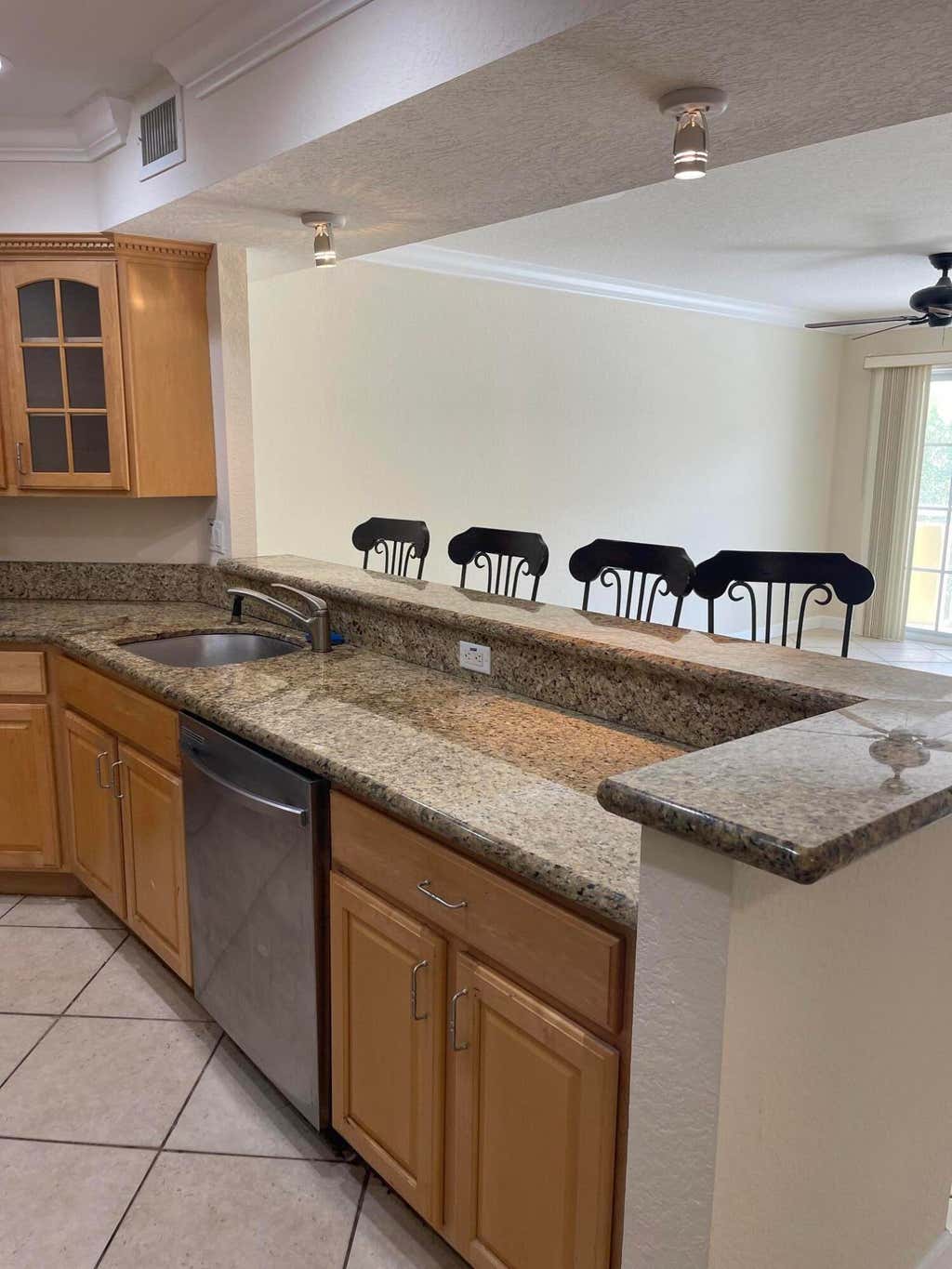 Photo of 1515 E BROWARD Boulevard #221, Fort Lauderdale, FL 33301 (MLS # B26062550)