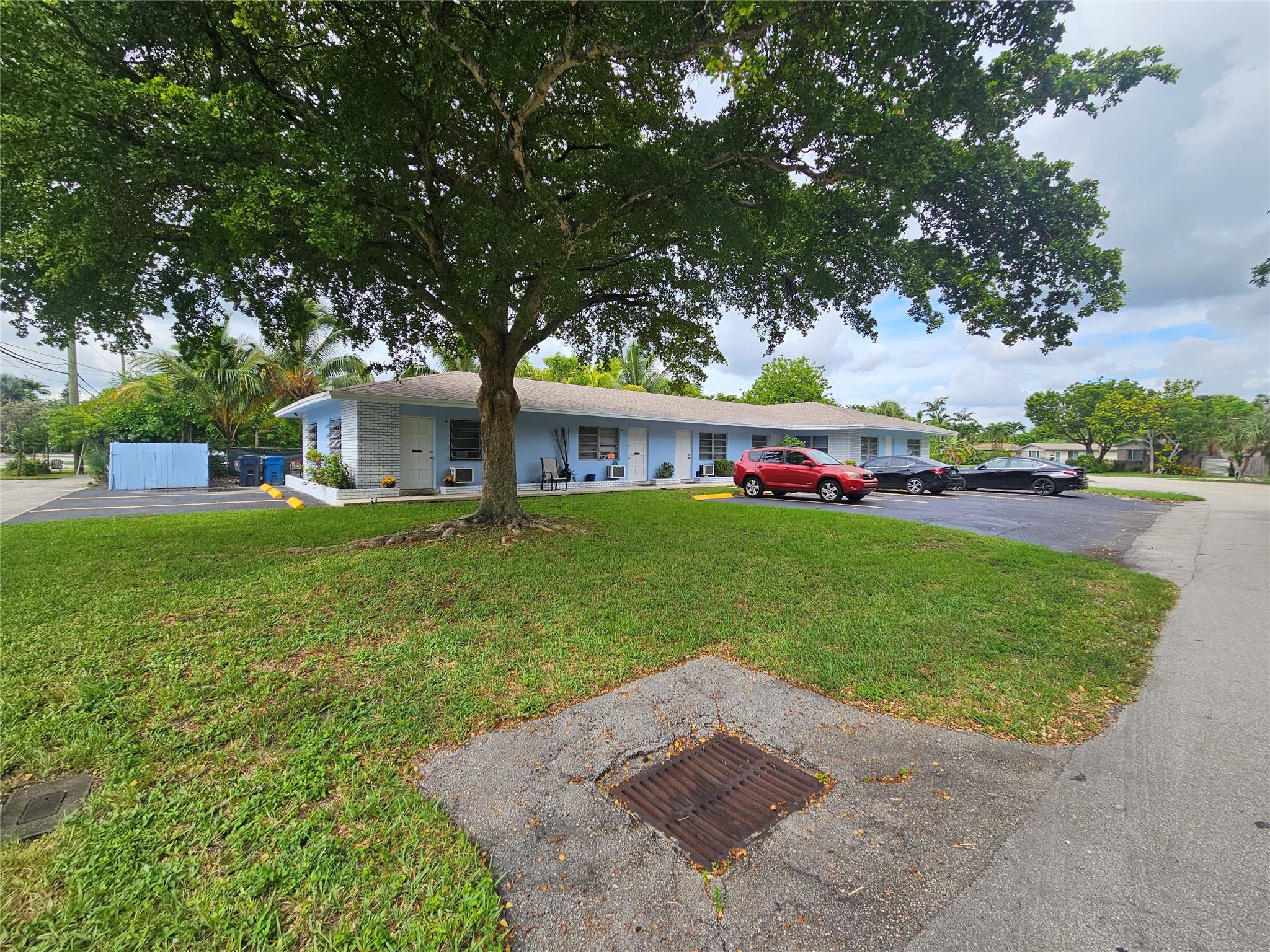 824 NE 16th St