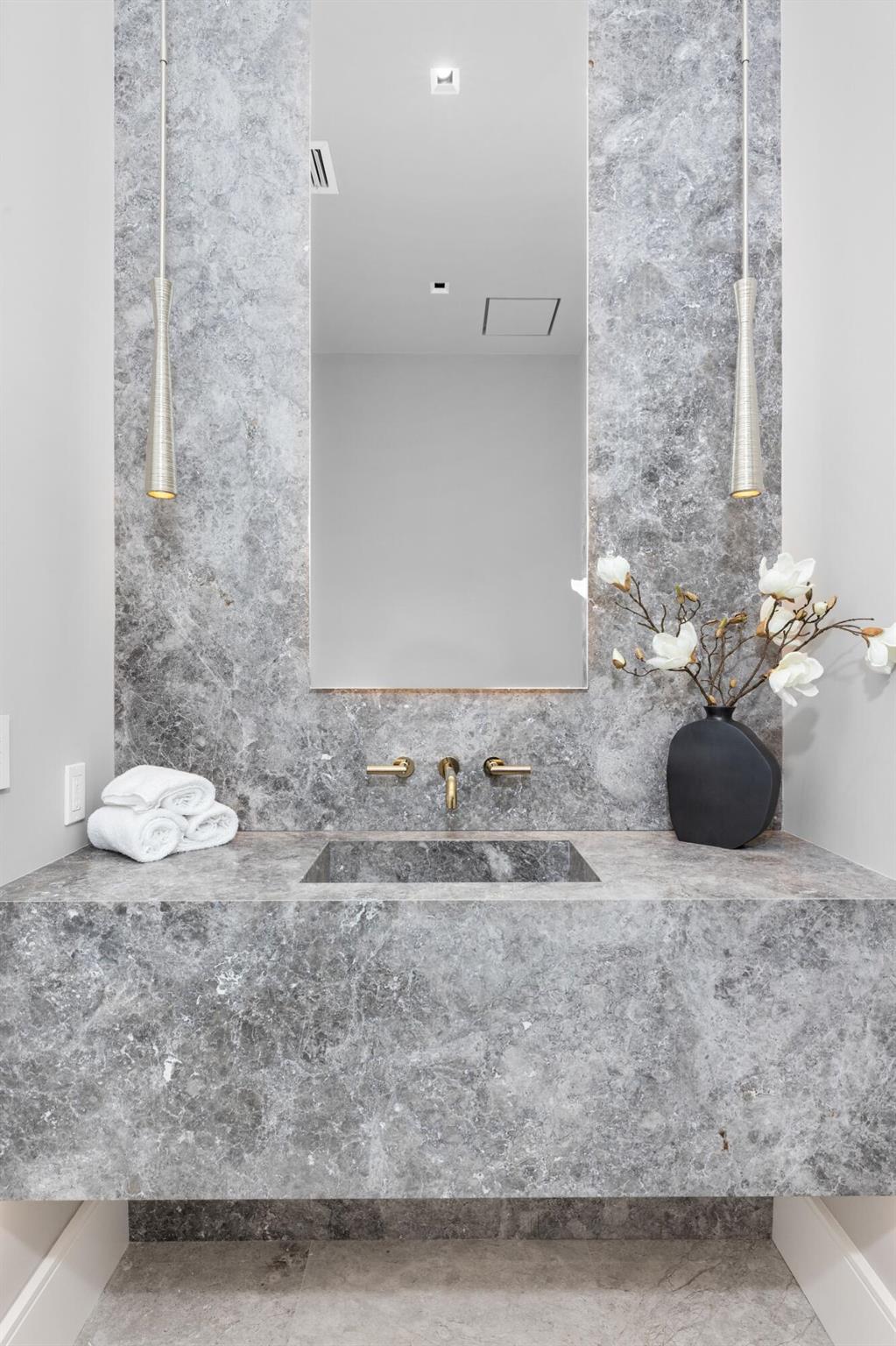 EDGEWATER REPL 1 - Residential