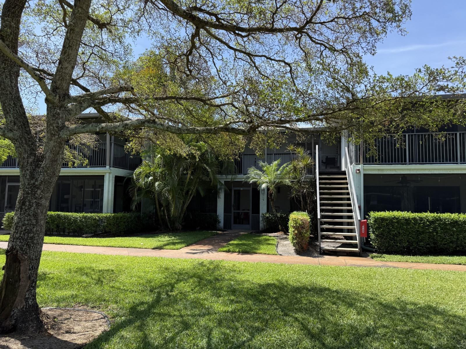 2920 Florida Blvd 215