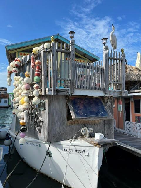 Custom made 38' houseboat on 1964 Navy Launch. Beautiful water view.1 bedroom, possibly 2, 1 bath. Attached 10' x 10' patio, 2 porches. Slip fee of $ 775 per month includes 2 parking passes, 2 very clean laundry and bath facilities, free pump out, patrolled security. City requires 4% transfer plus 1st/last/security