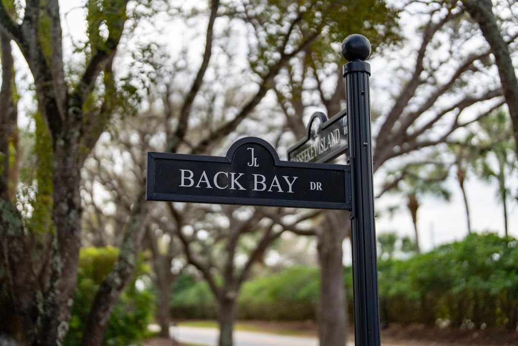 Photo of 3911 Back Bay Drive #221, Jupiter, FL 33477 (MLS # R10962413)