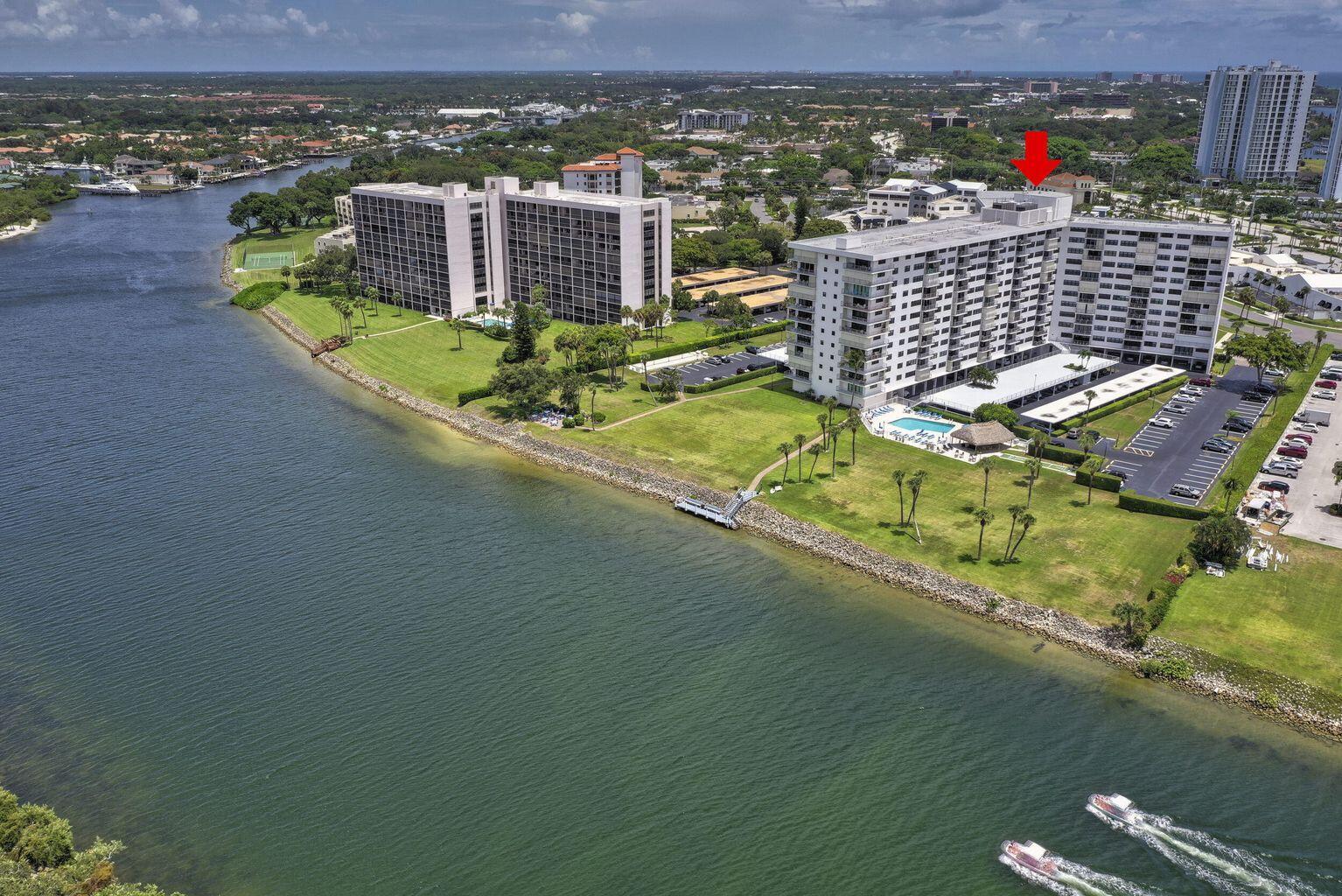 GEMINI CONDO - Residential