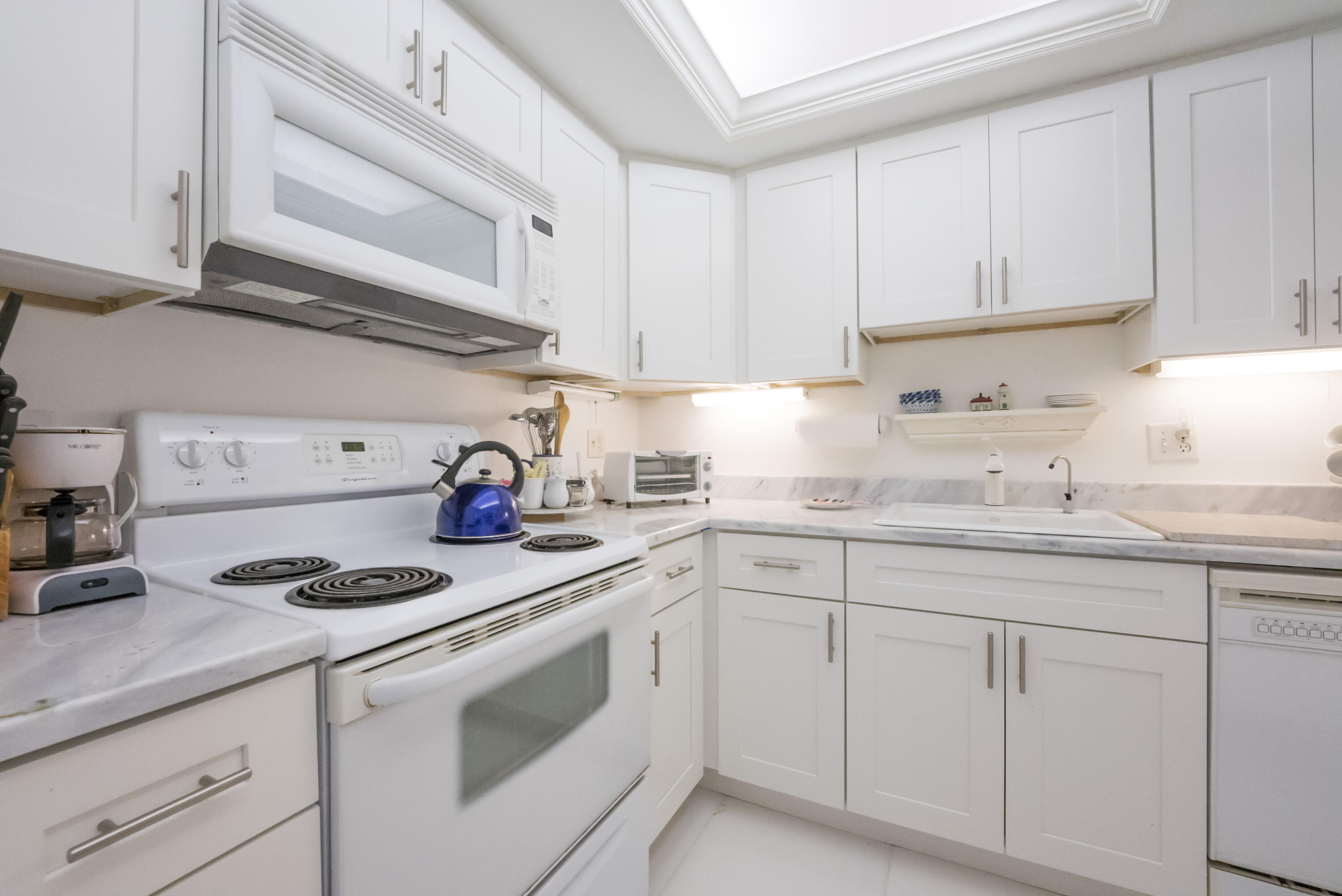 GEMINI CONDO - Residential