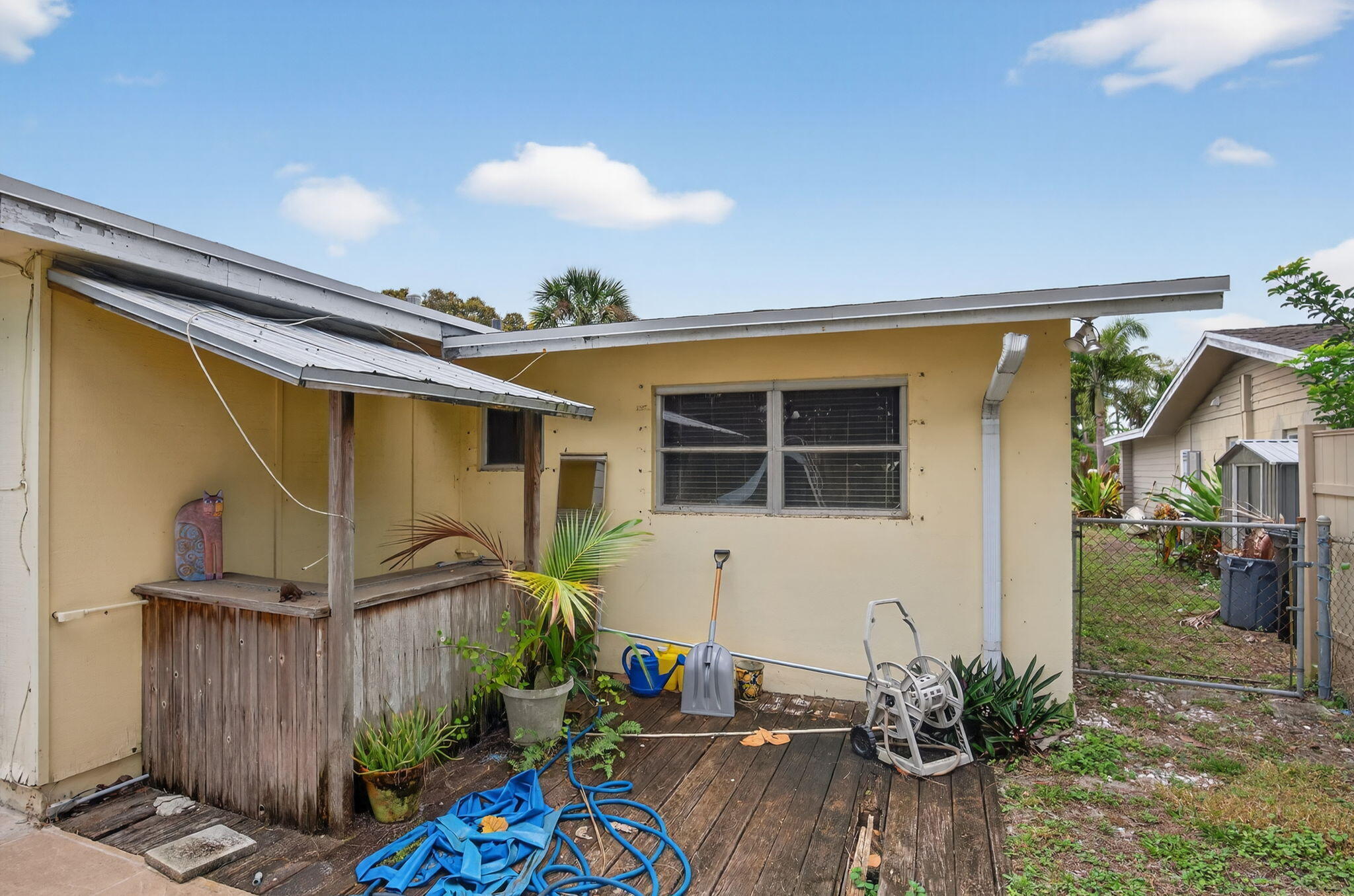 PALM BEACH GARDENS ESTATES - Residential