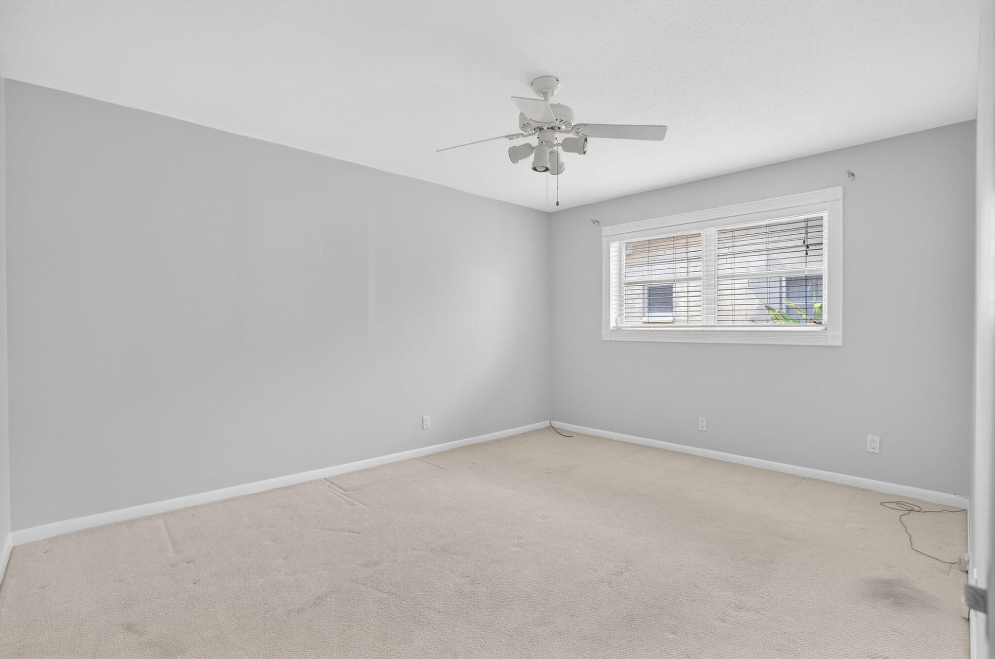 PALM BEACH GARDENS ESTATES - Residential