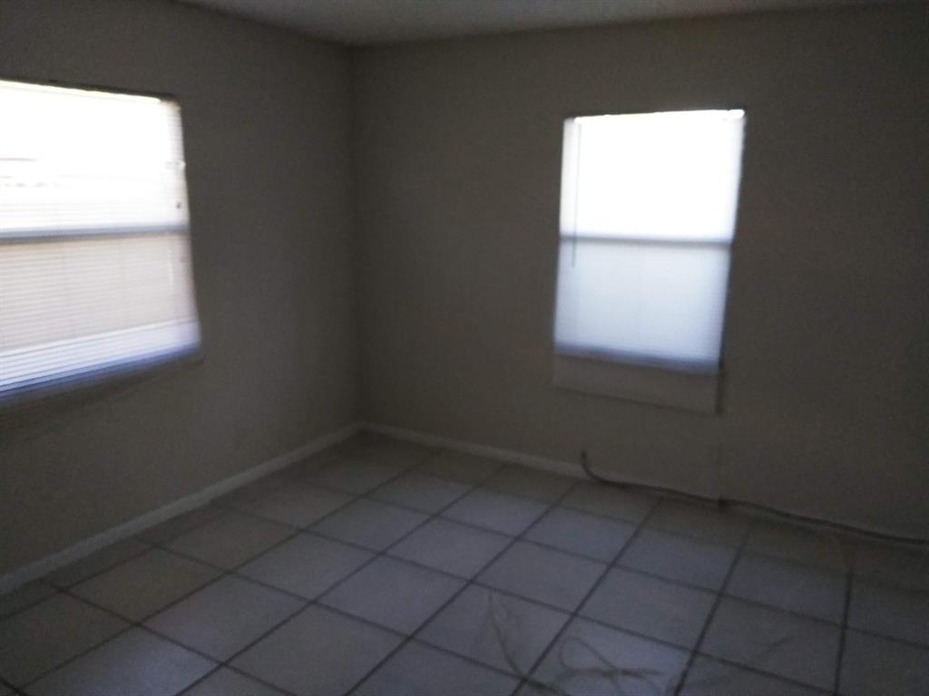 MONROE HEIGHTS - Residential Lease