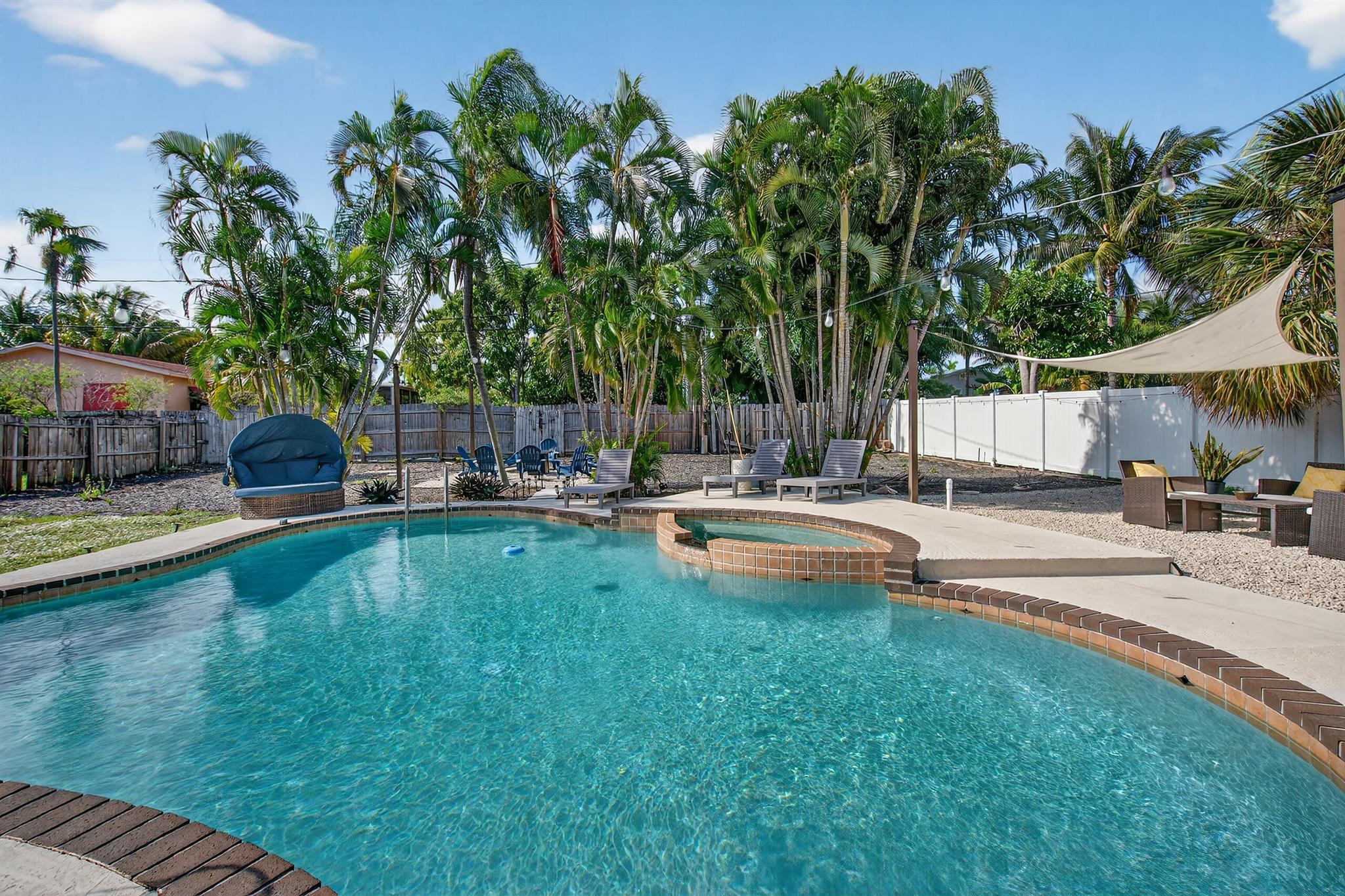 MORRISON HEIGHTS - Residential