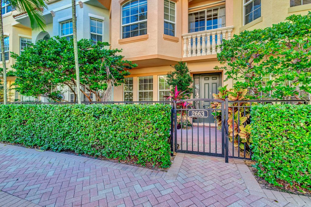 Photo of 2663 Ravella Lane, Palm Beach Gardens, FL 33410 (MLS # R10828711)