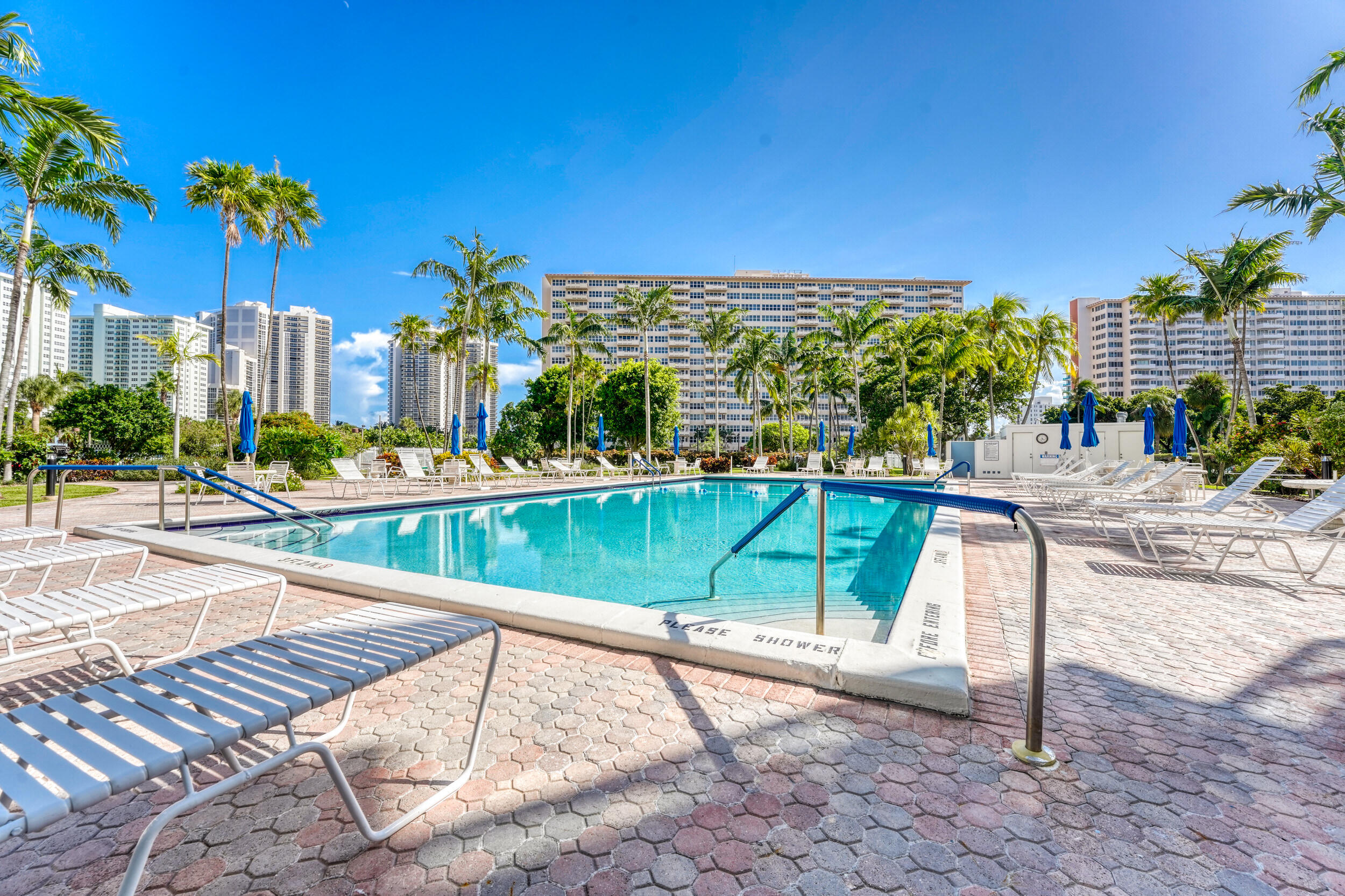 CORAL RIDGE TOWERS EAST CO-OP - Residential