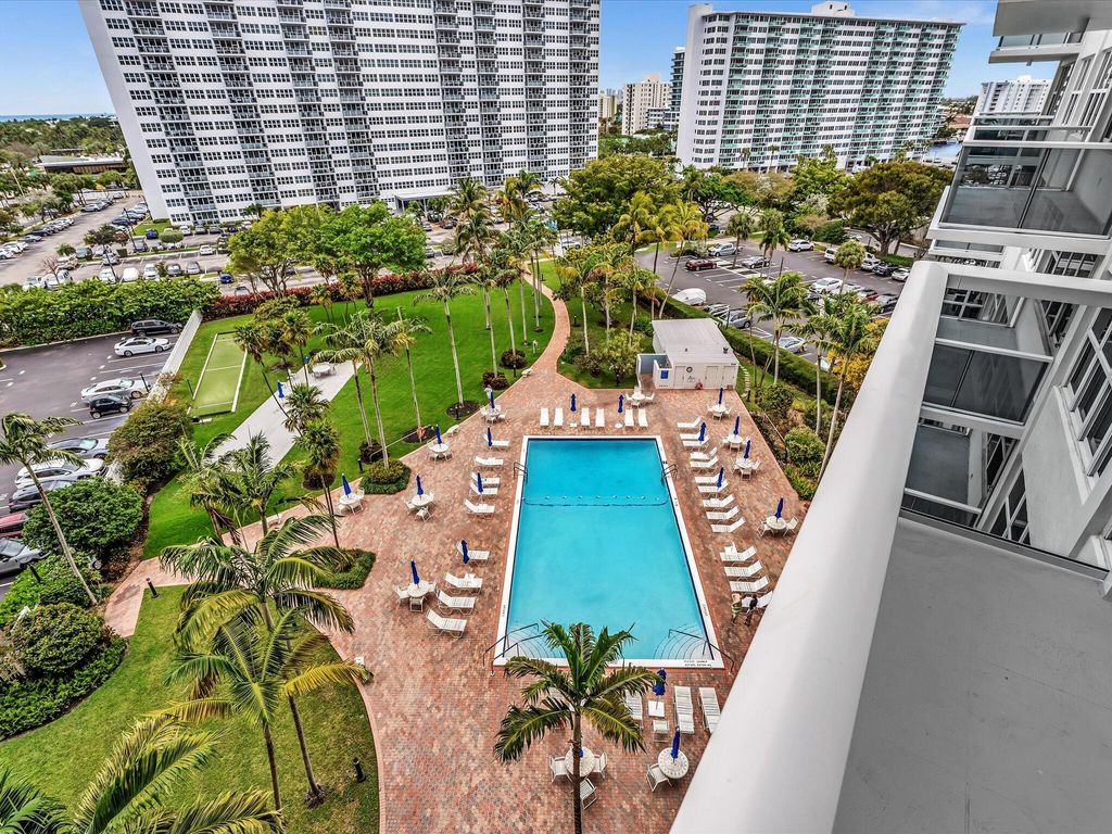 Photo of 3300 NE 36th Street #820, Fort Lauderdale, FL 33308 (MLS # B26007564)