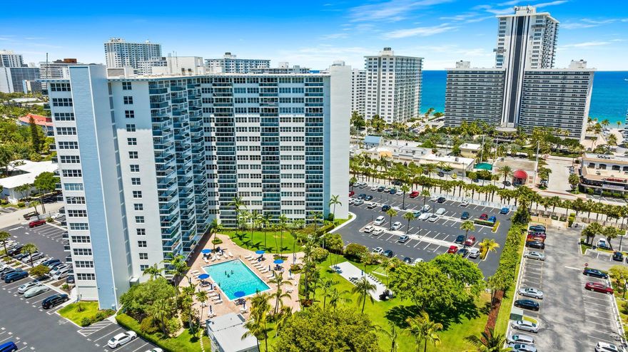 Very cute One bedroom looking over the pool with an ocean view. Resort style building on 5+ acres with full amenities including heated pool, bocce ball court, fitness center, IntraCoastal Clubhouse, 24/7 Security, onsite management. Close to everything - many seasonal residents do not bother with keeping a car here because everything is so close.