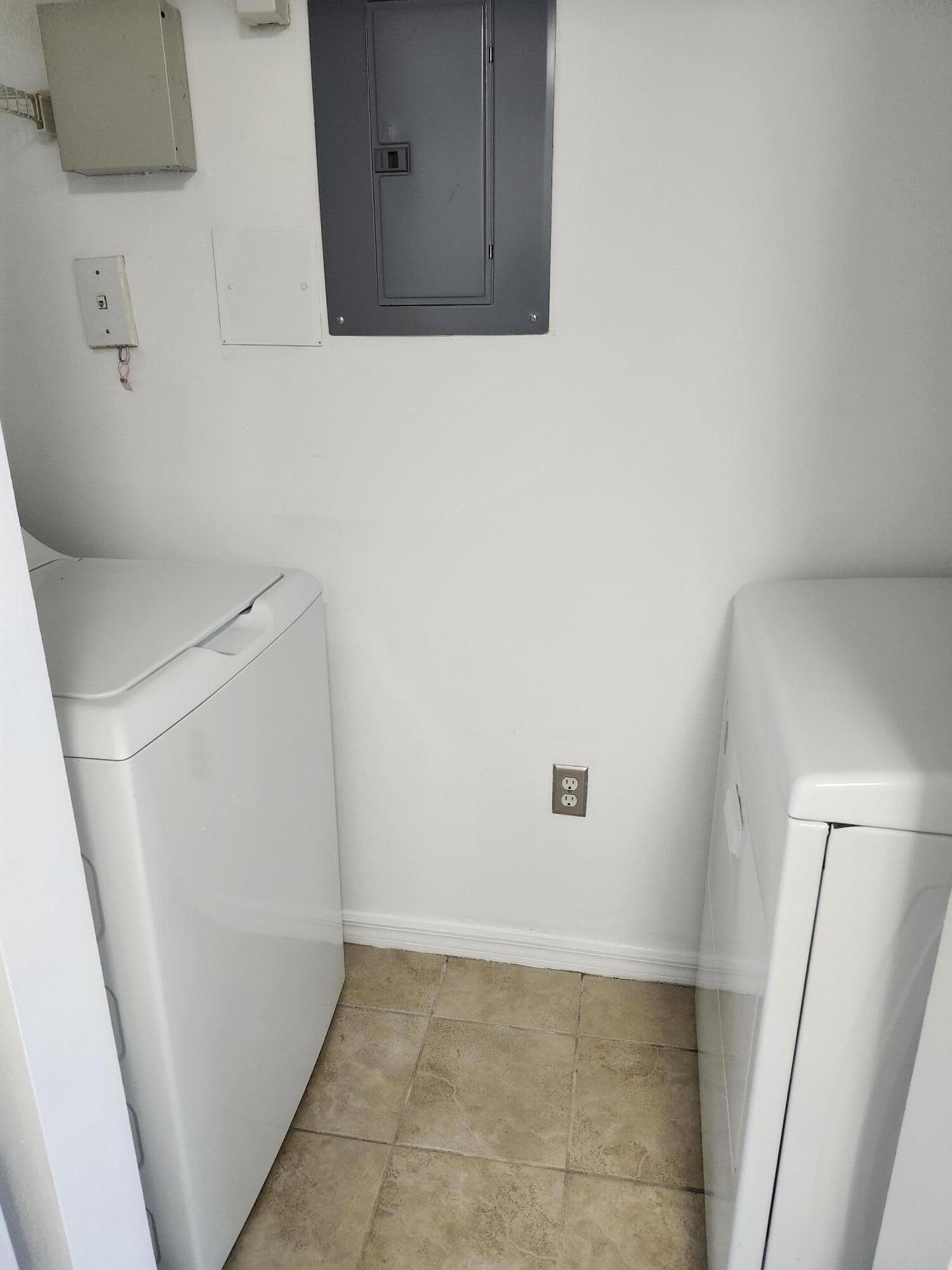 VILLA DEL SOL CONDO - Residential Lease