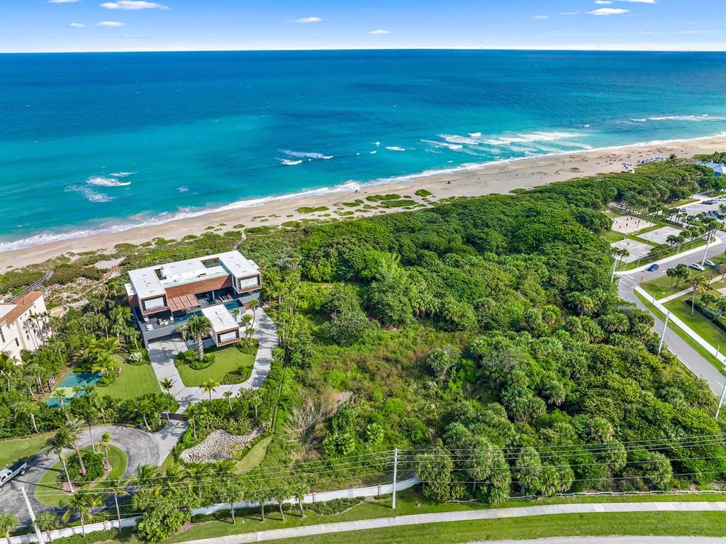 Photo of 00 NE Doubloon Drive #Lot 16, Stuart, FL 34996 (MLS # R10763431)