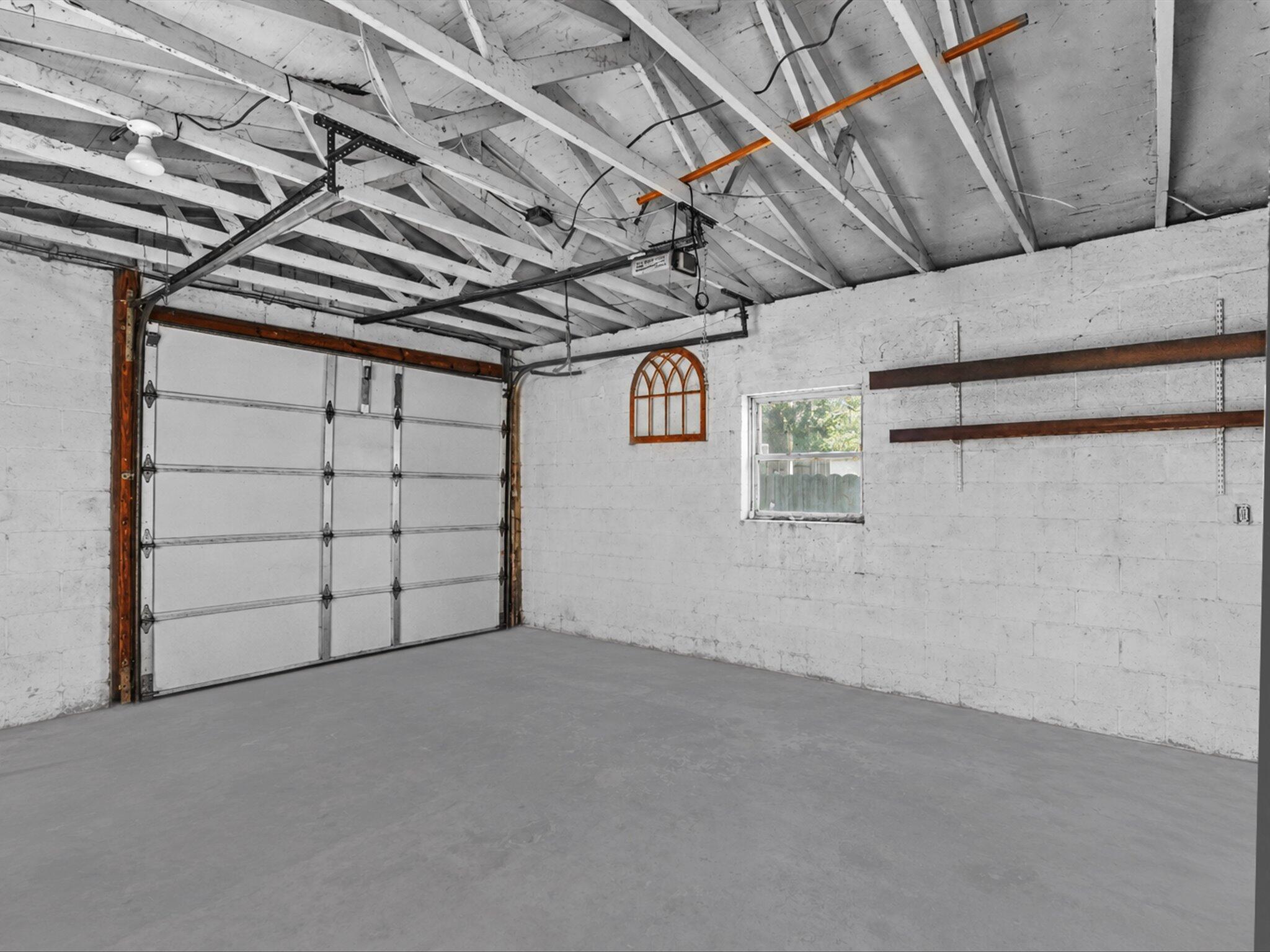 9 NW AVENUE D