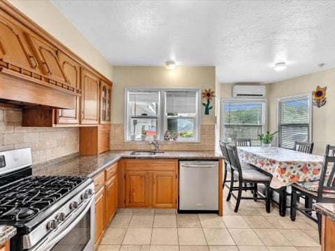 Tiny photo for 9 NW AVENUE D, Belle Glade, FL 33430 (MLS # B26089815)