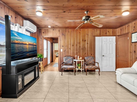 Tiny photo for 9 NW AVENUE D, Belle Glade, FL 33430 (MLS # B26089815)