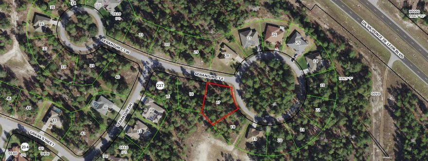 Oak Village of Sugarmill Woods is a Deed Restricted Community within the Sugarmill Woods (SMW) community. Build your dream home on this .36 acre cul de sac home site. Suncoast Parkway extension in progress. Coveniently located within an hour of Tampa and Tampa airport.