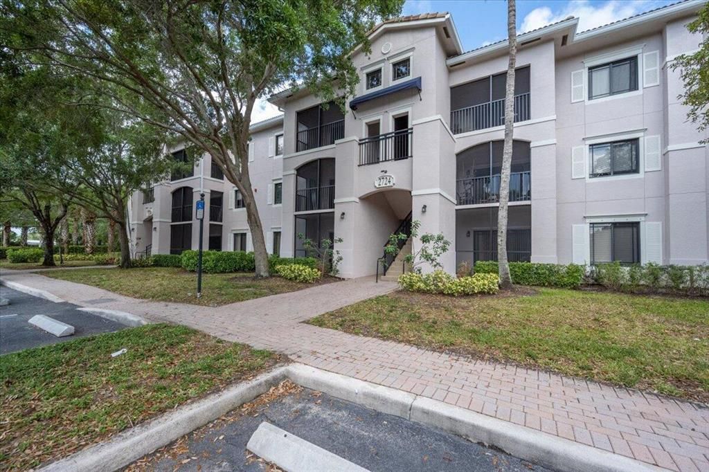 Photo of 2724 Anzio Court #202, Palm Beach Gardens, FL 33410 (MLS # R10796548)