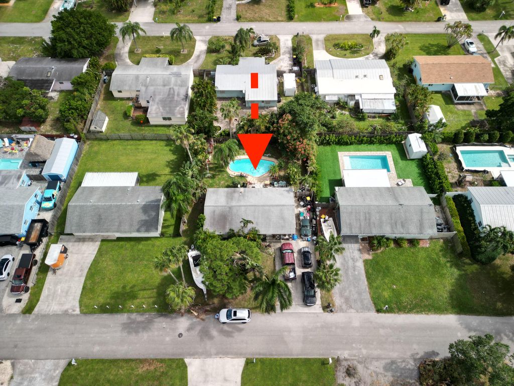 Photo of 19083 SE Fearnley Drive, Jupiter, FL 33469 (MLS # R11032781)