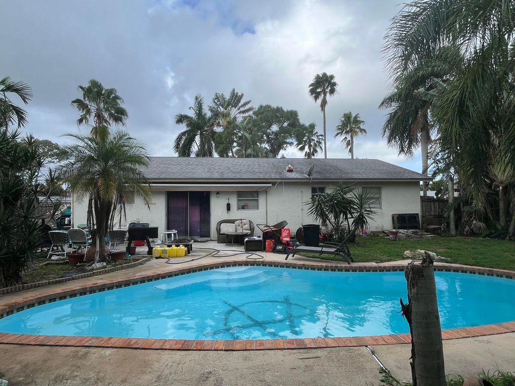 Photo of 19083 SE Fearnley Drive, Jupiter, FL 33469 (MLS # R11032781)