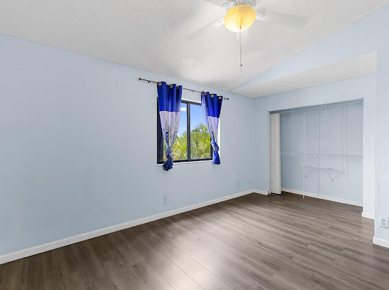 SPRINGTREE LAKES - Residential