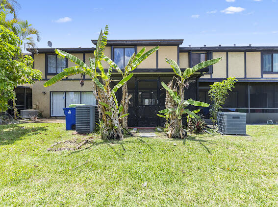 SPRINGTREE LAKES - Residential