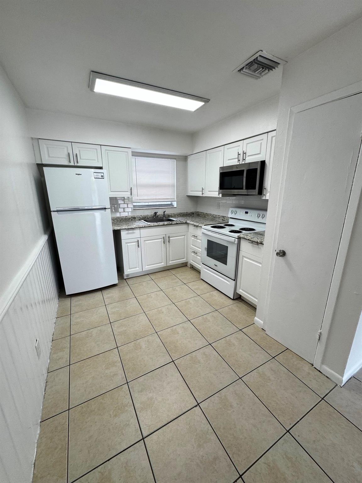 3574 Saranac Ave 3582