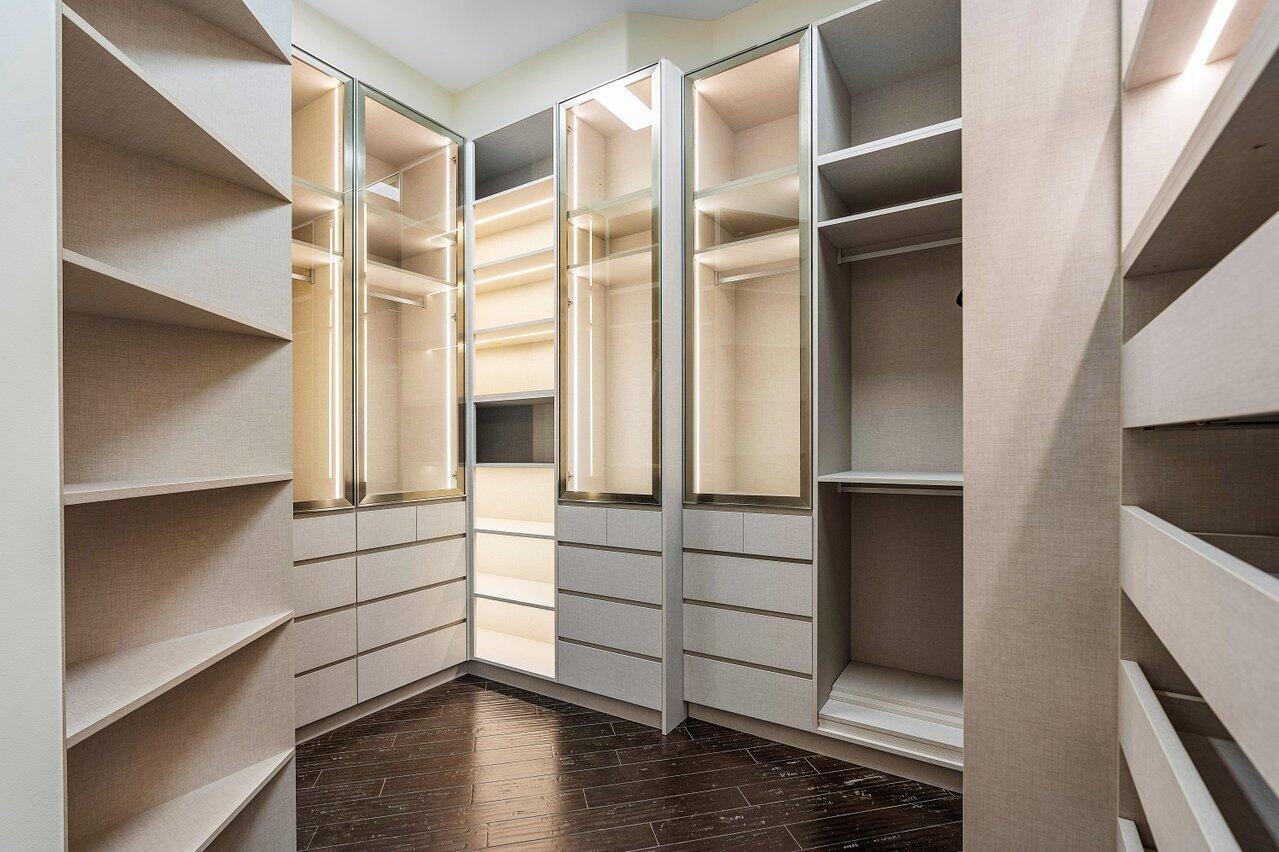 BOCA WEST - Residential