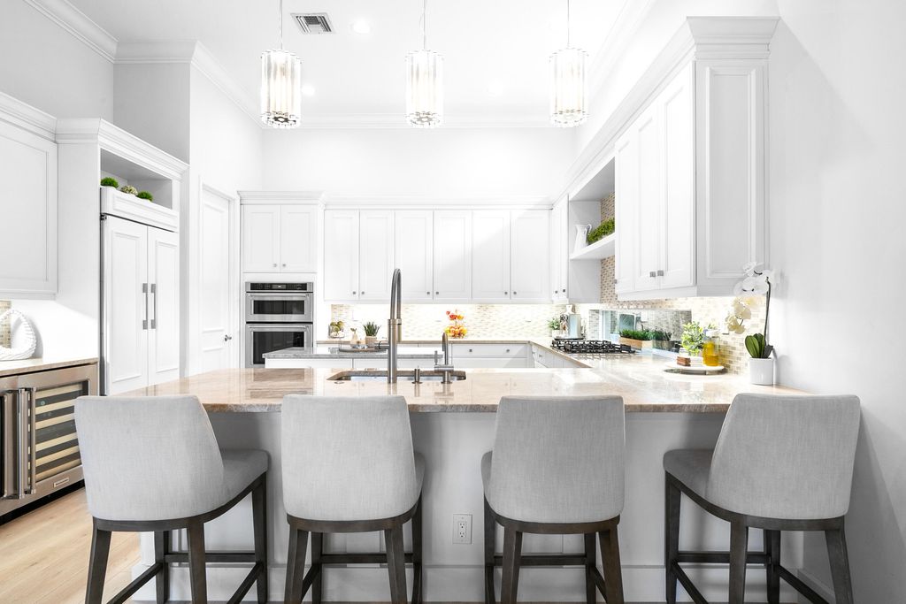 Photo of 176 Viera Drive, Palm Beach Gardens, FL 33418 (MLS # R10810443)