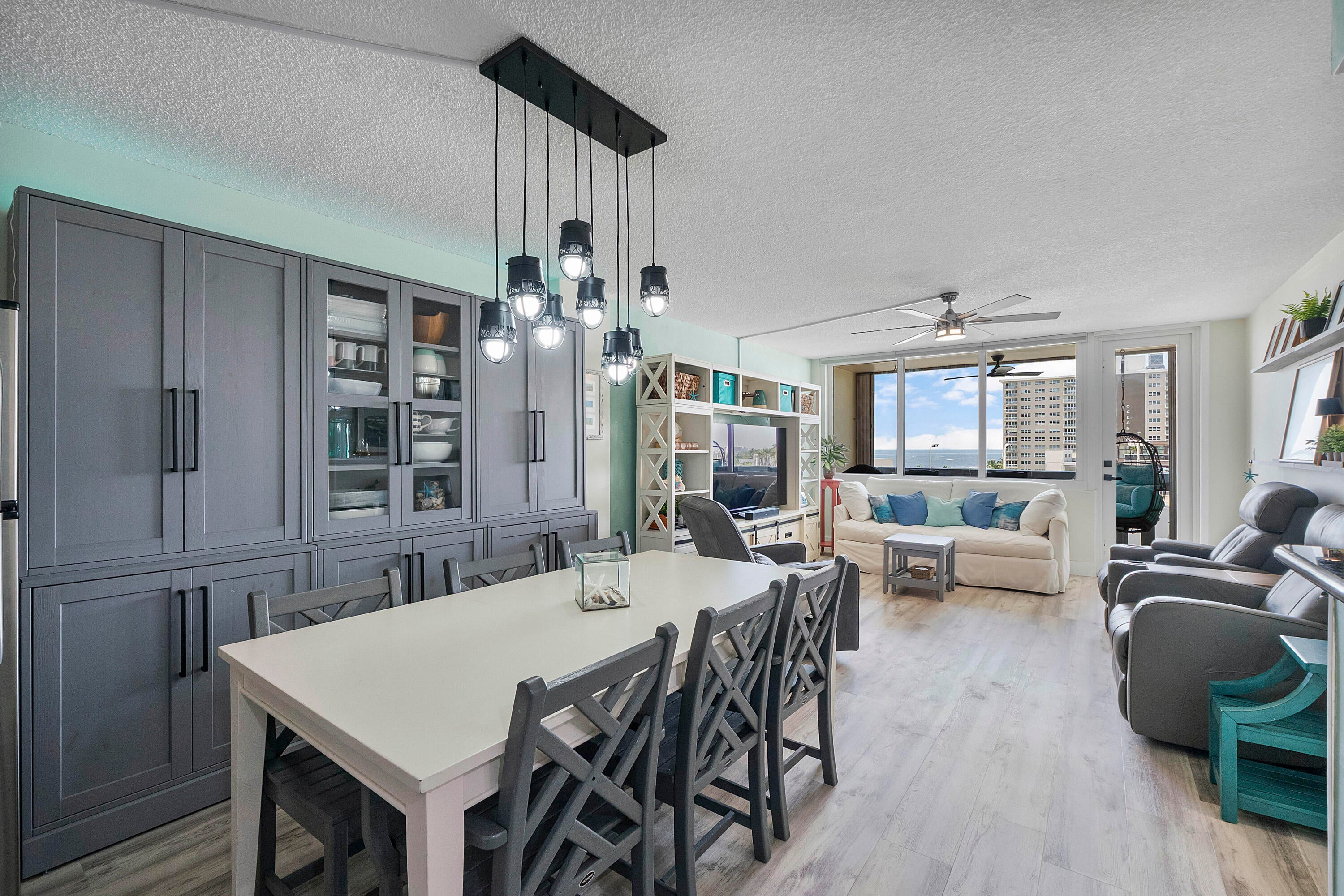 305 N POMPANO BEACH Boulevard 804