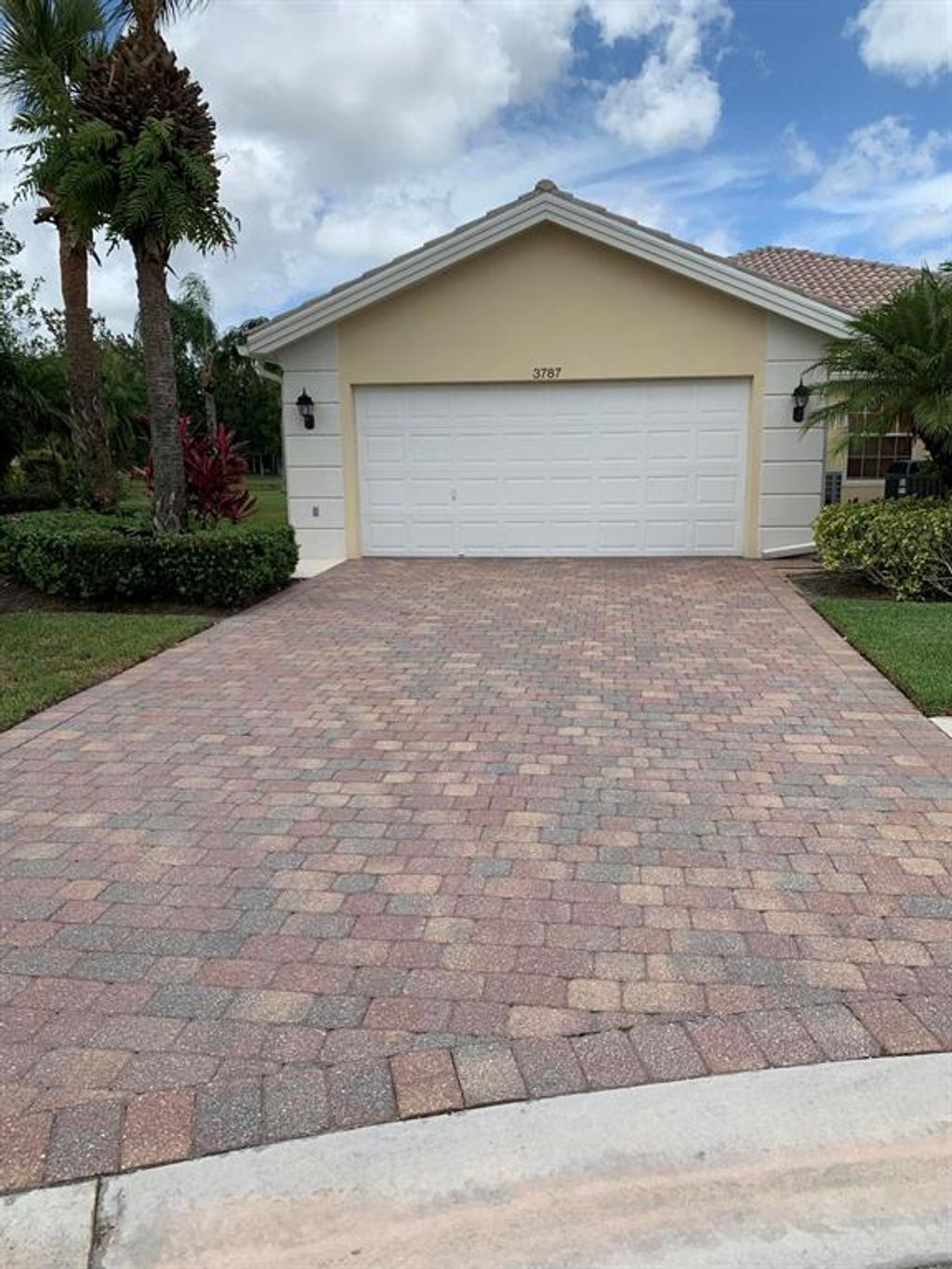 Photo of 3787 SE Big Bend Terrace, Hobe Sound, FL 33455 (MLS # R10824690)