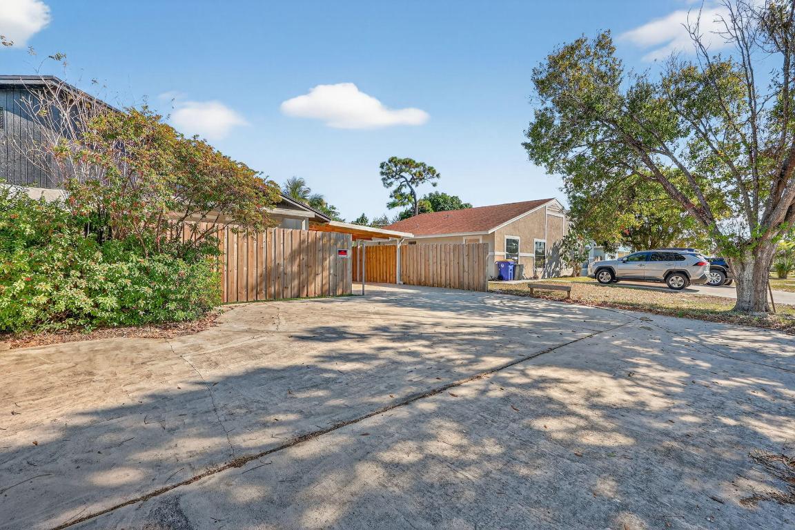 Manatee Creek - Residential