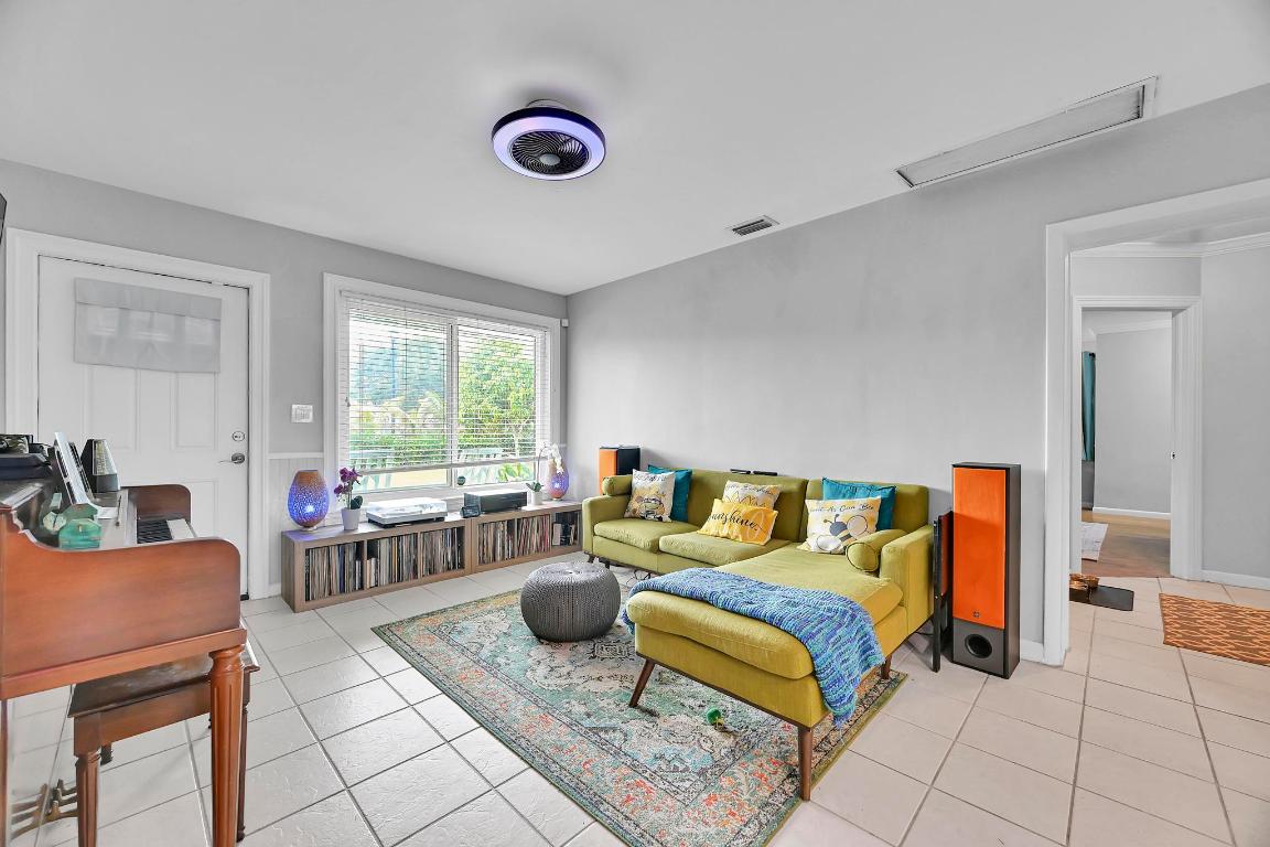 PINE GARDENS - Residential