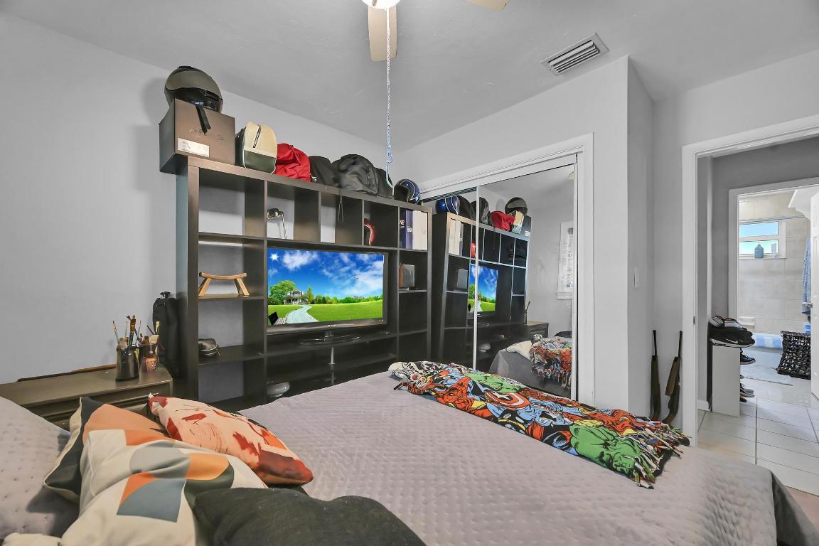 PINE GARDENS - Residential